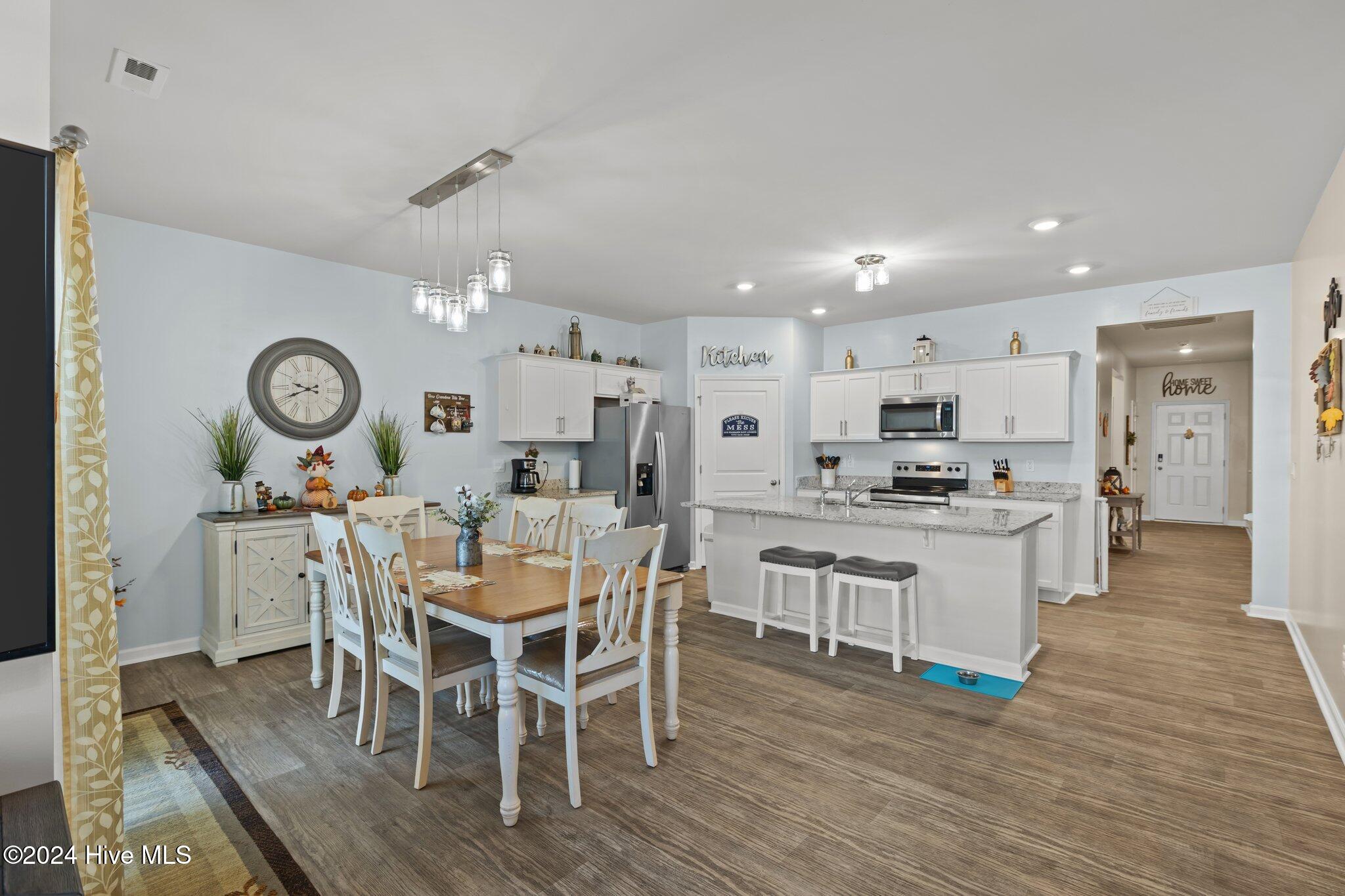 4528 Sandstone Drive Property Photo 10