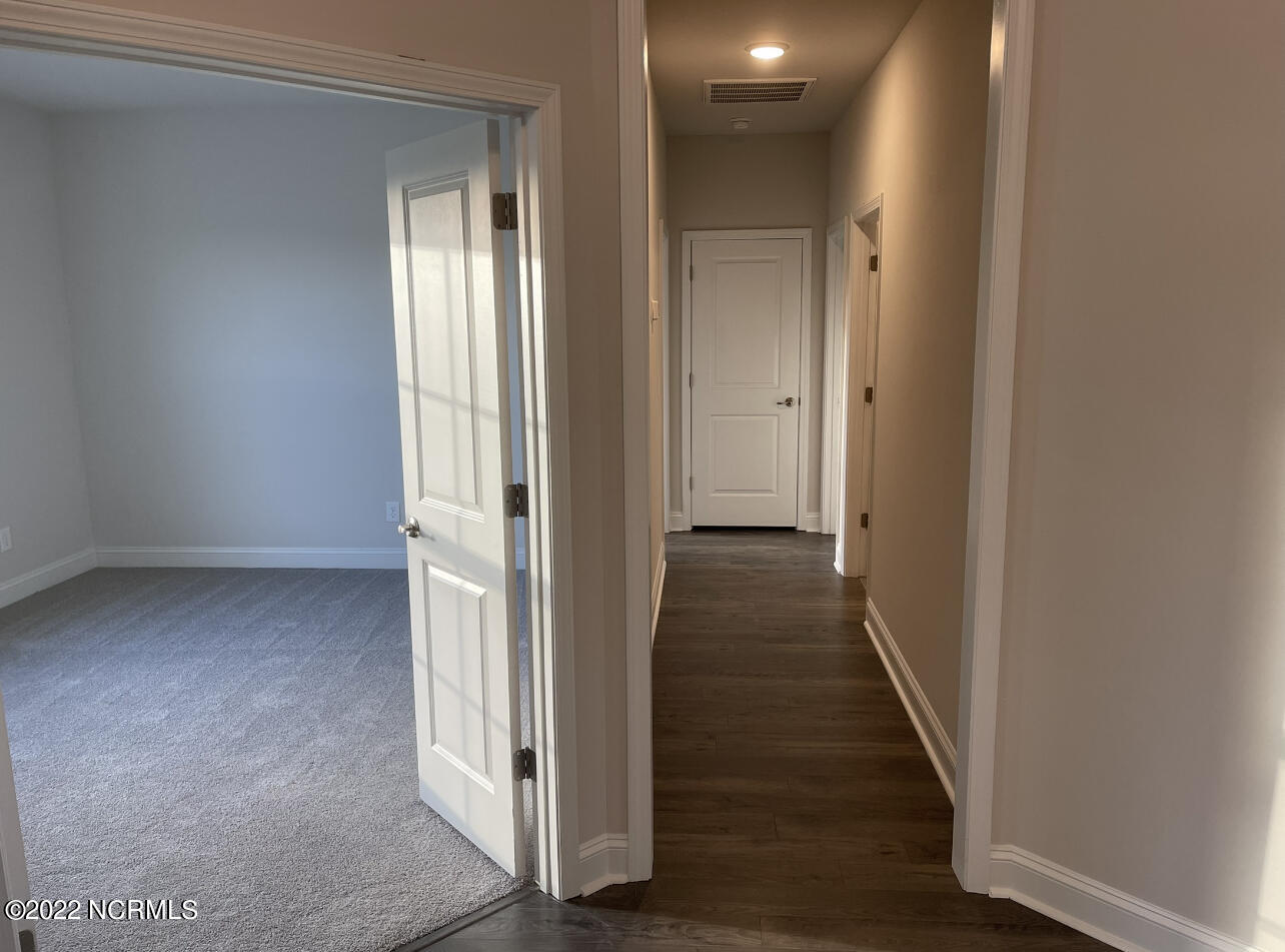 419 Lemonade Lane Property Photo 6