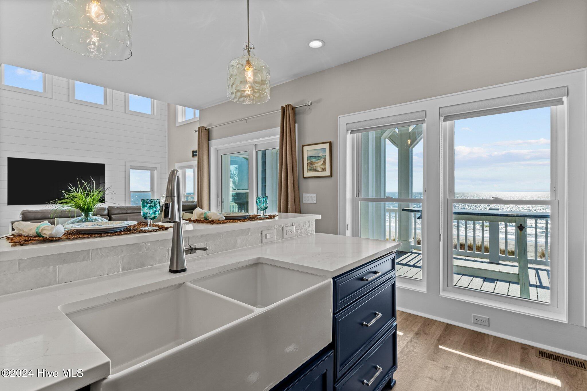 1311 W Beach Drive Property Photo 13