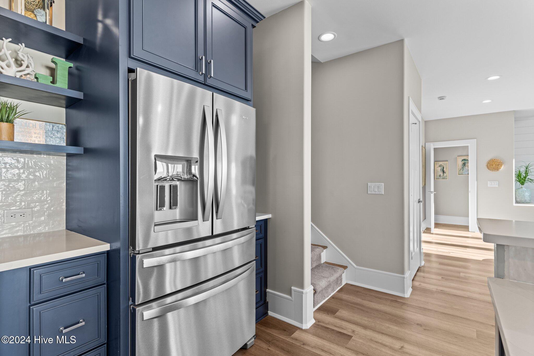 1311 W Beach Drive Property Photo 15