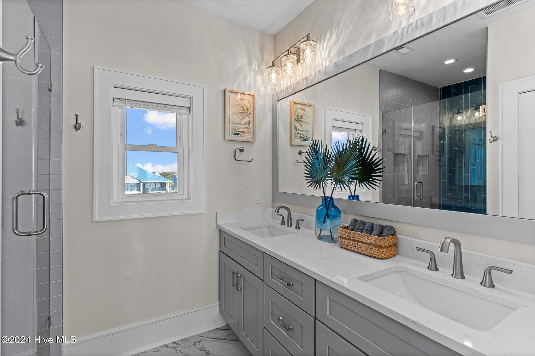 1311 W Beach Drive Property Photo 22