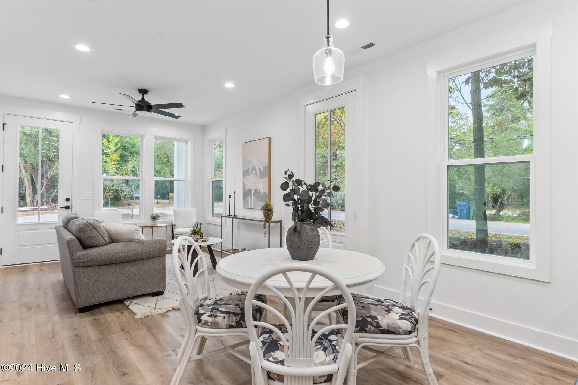 4211 Spirea Drive B Property Photo 14