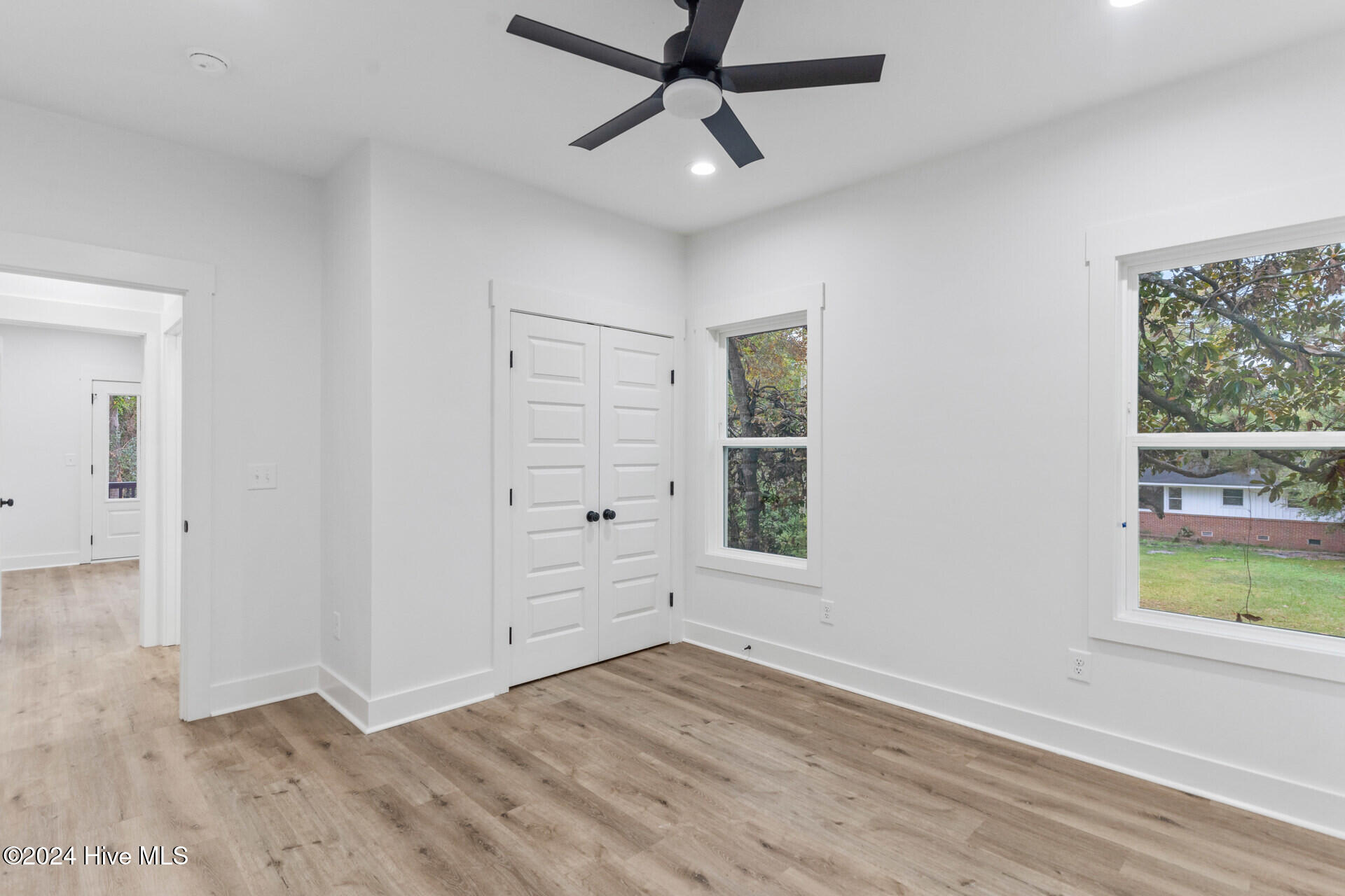 4211 Spirea Drive B Property Photo 28