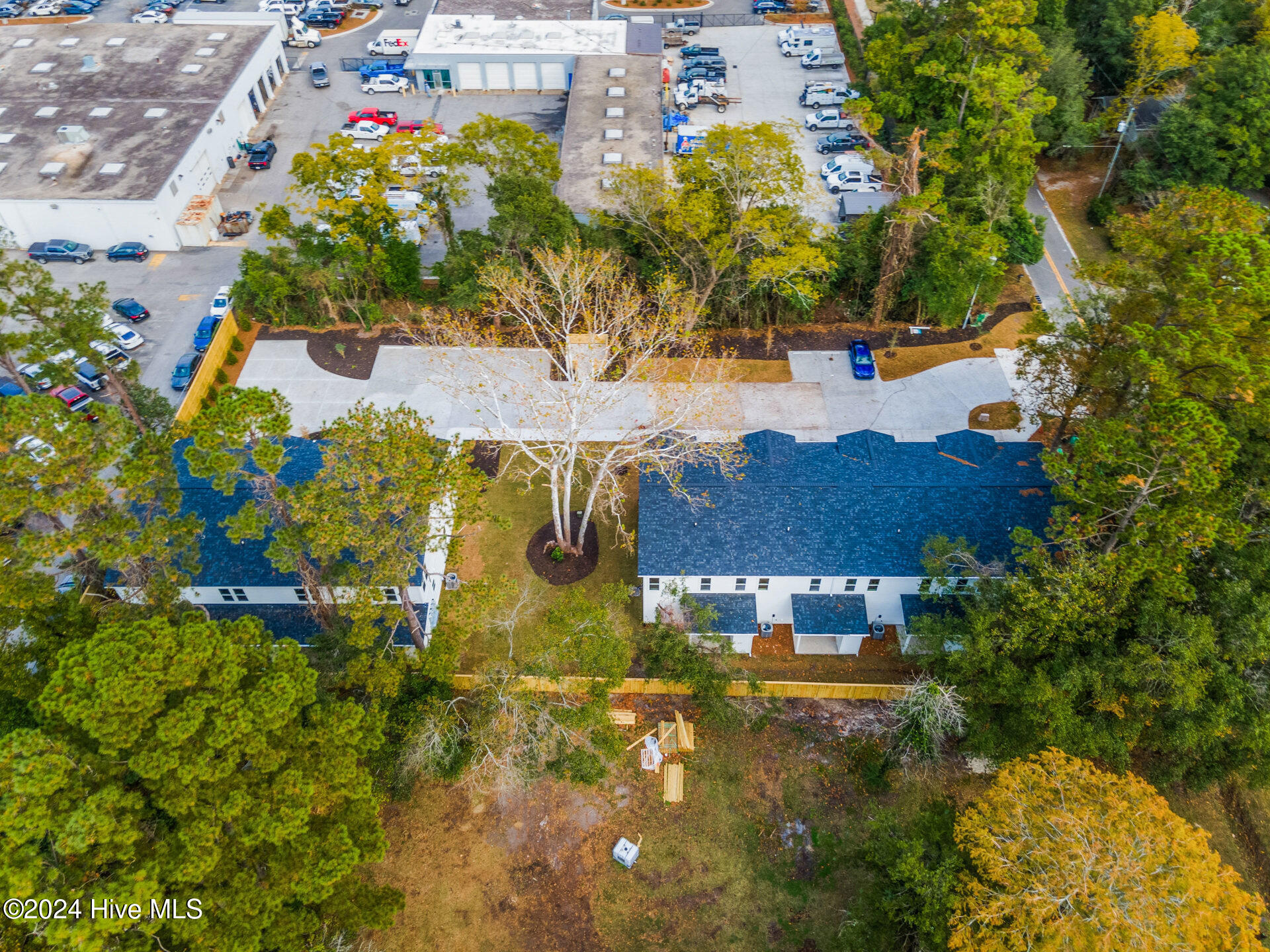 4211 Spirea Drive B Property Photo 47