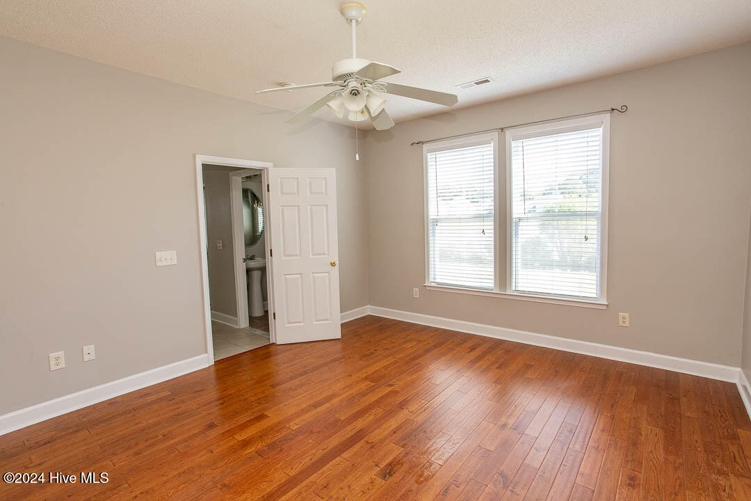 111 Freeboard Lane Property Photo 32