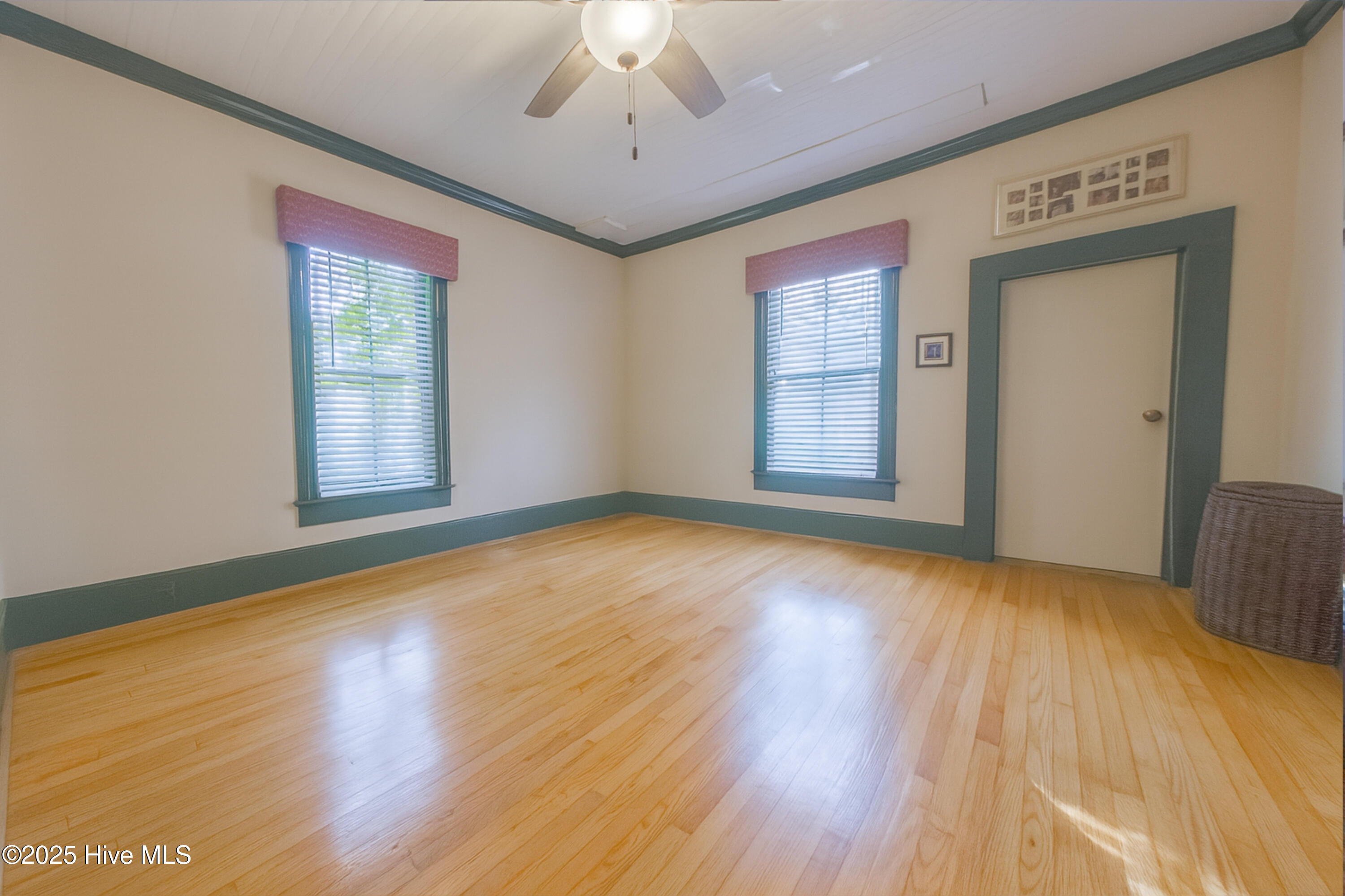 907 Smyrna Drive Property Photo 14