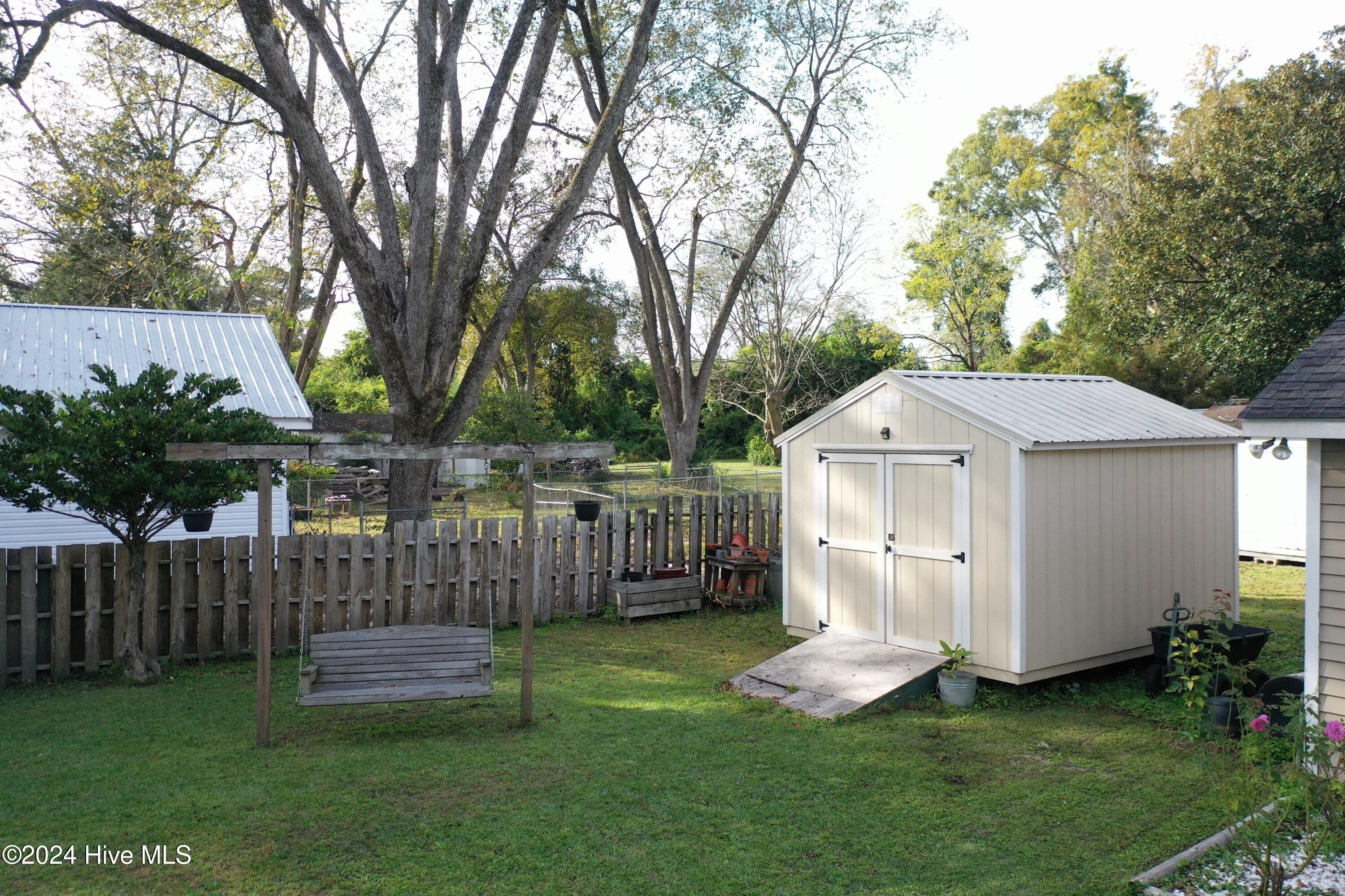 907 Smyrna Drive Property Photo 41