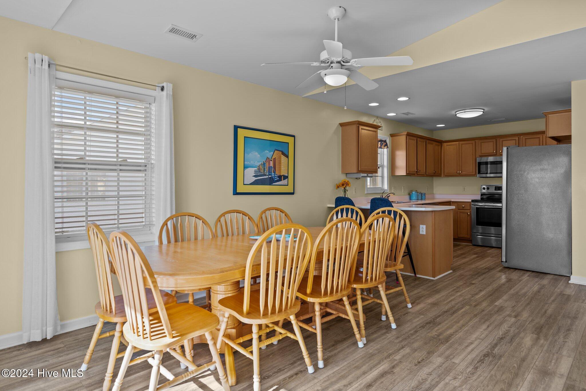 2381 Island Drive Property Photo 11