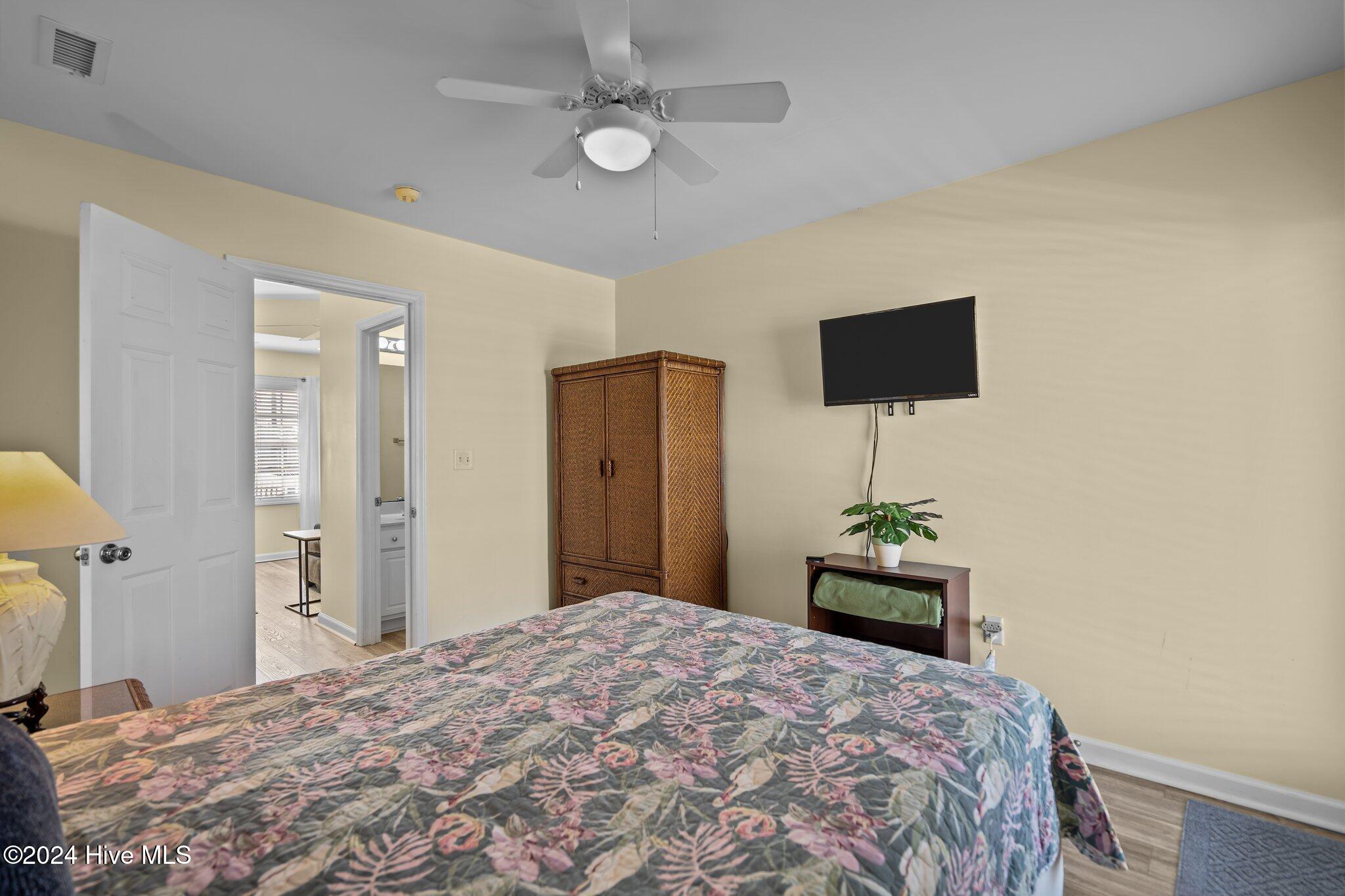 2381 Island Drive Property Photo 20