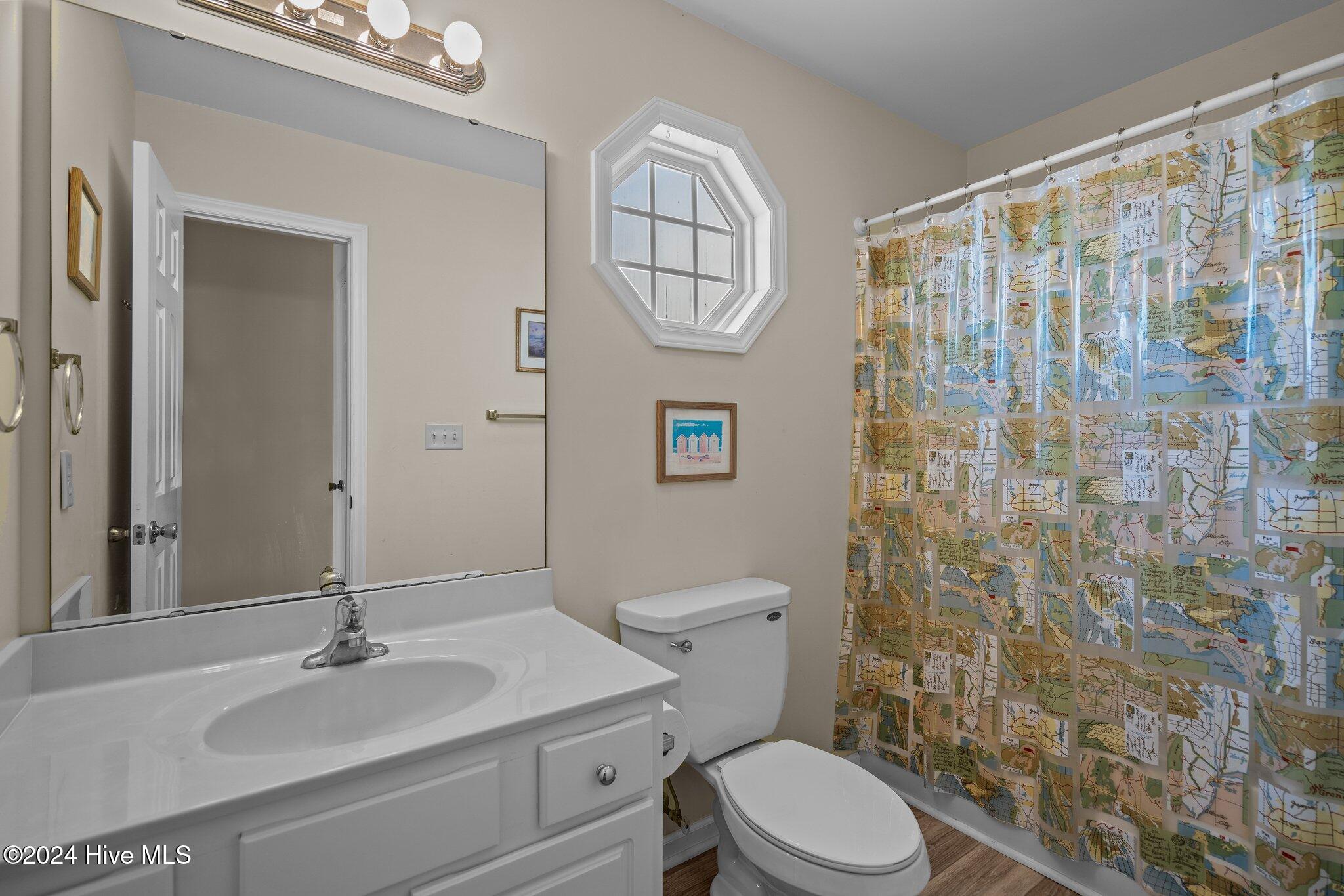 2381 Island Drive Property Photo 33