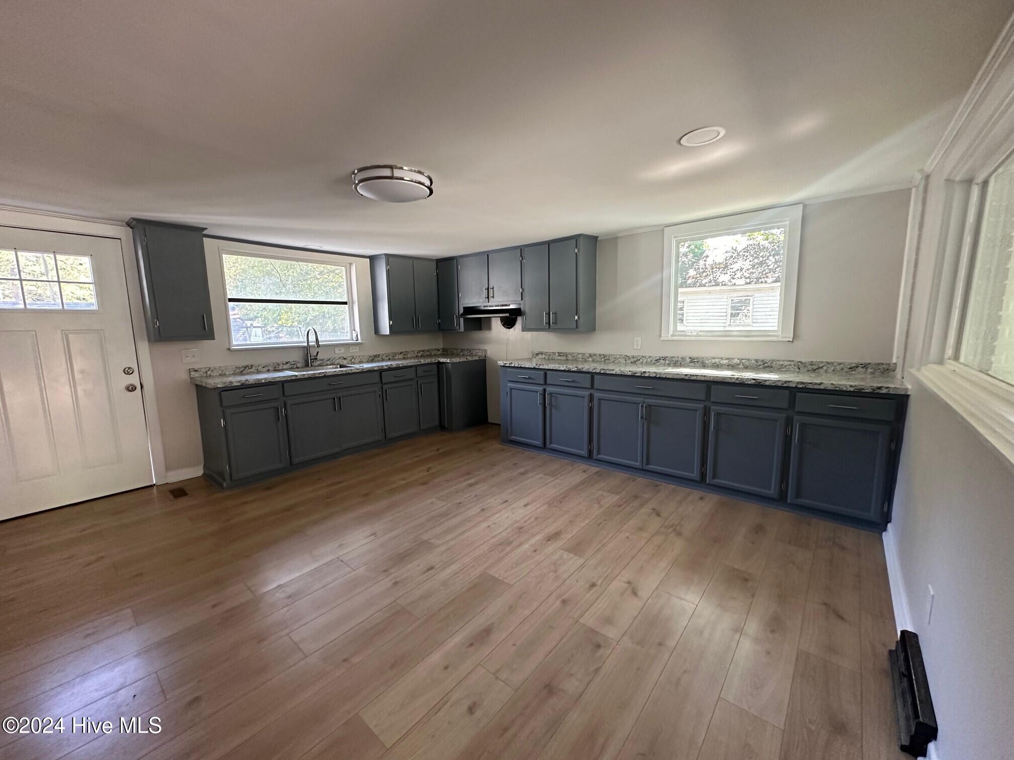 224 Hill Street Property Photo 5