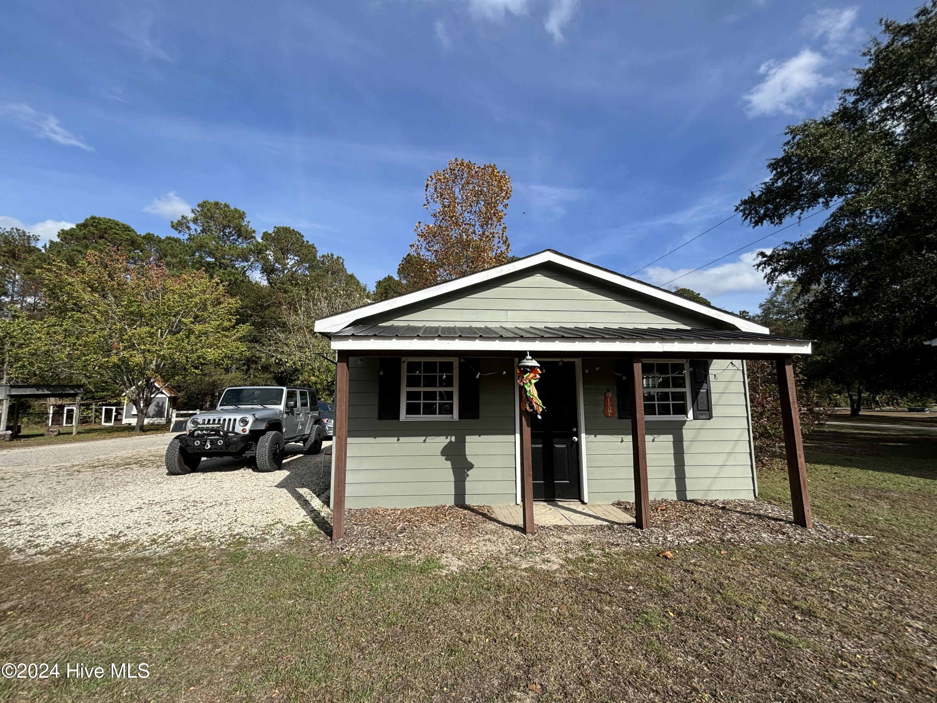 229 Estate Road Property Photo 8
