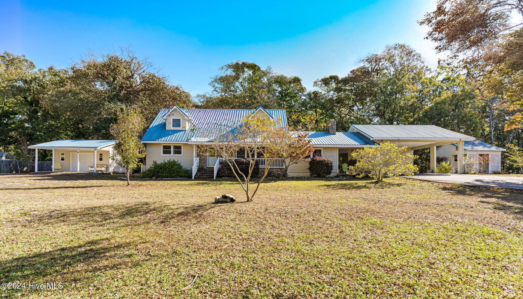 2562 Bessemer Drive Property Photo