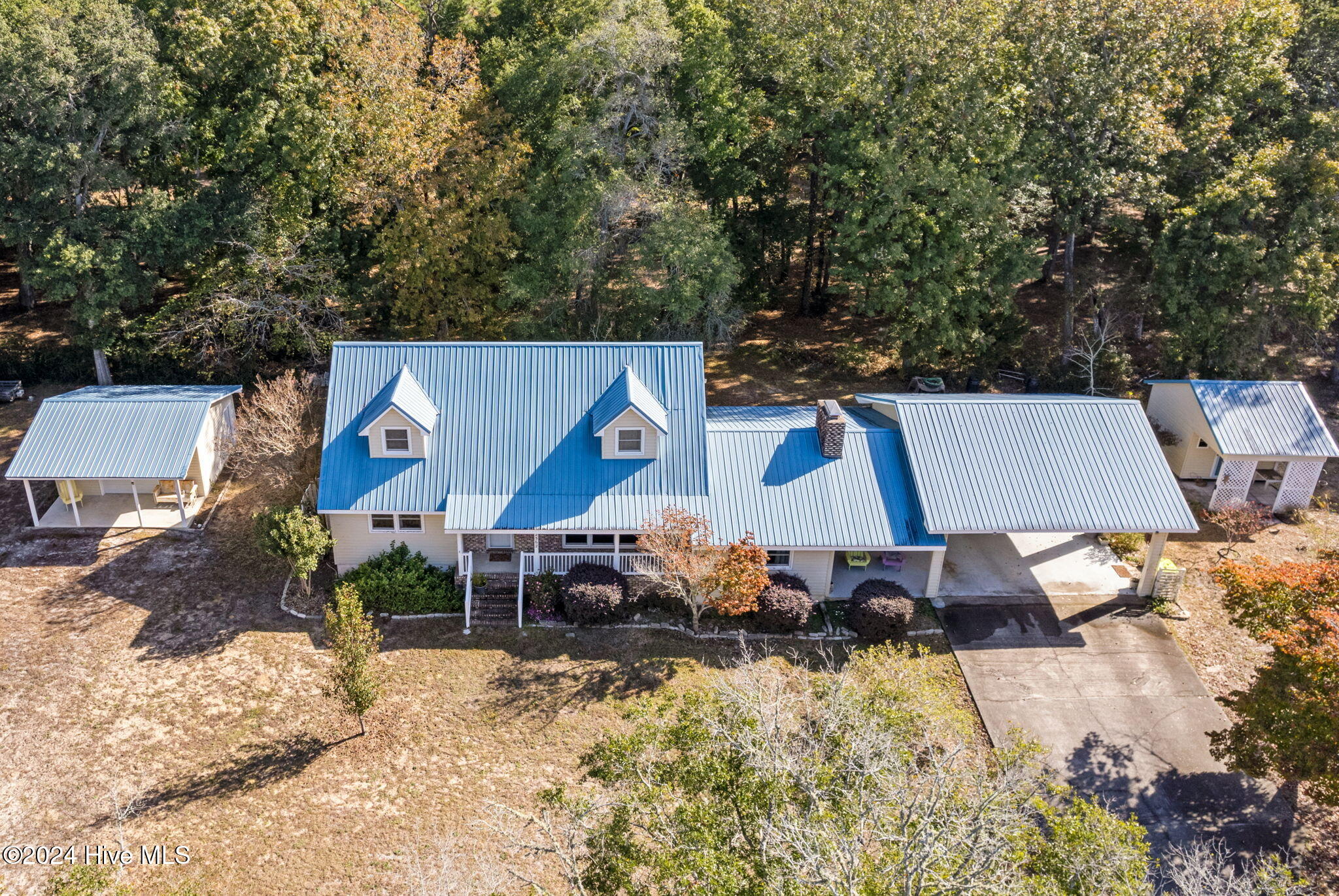 2562 Bessemer Drive Property Photo 8