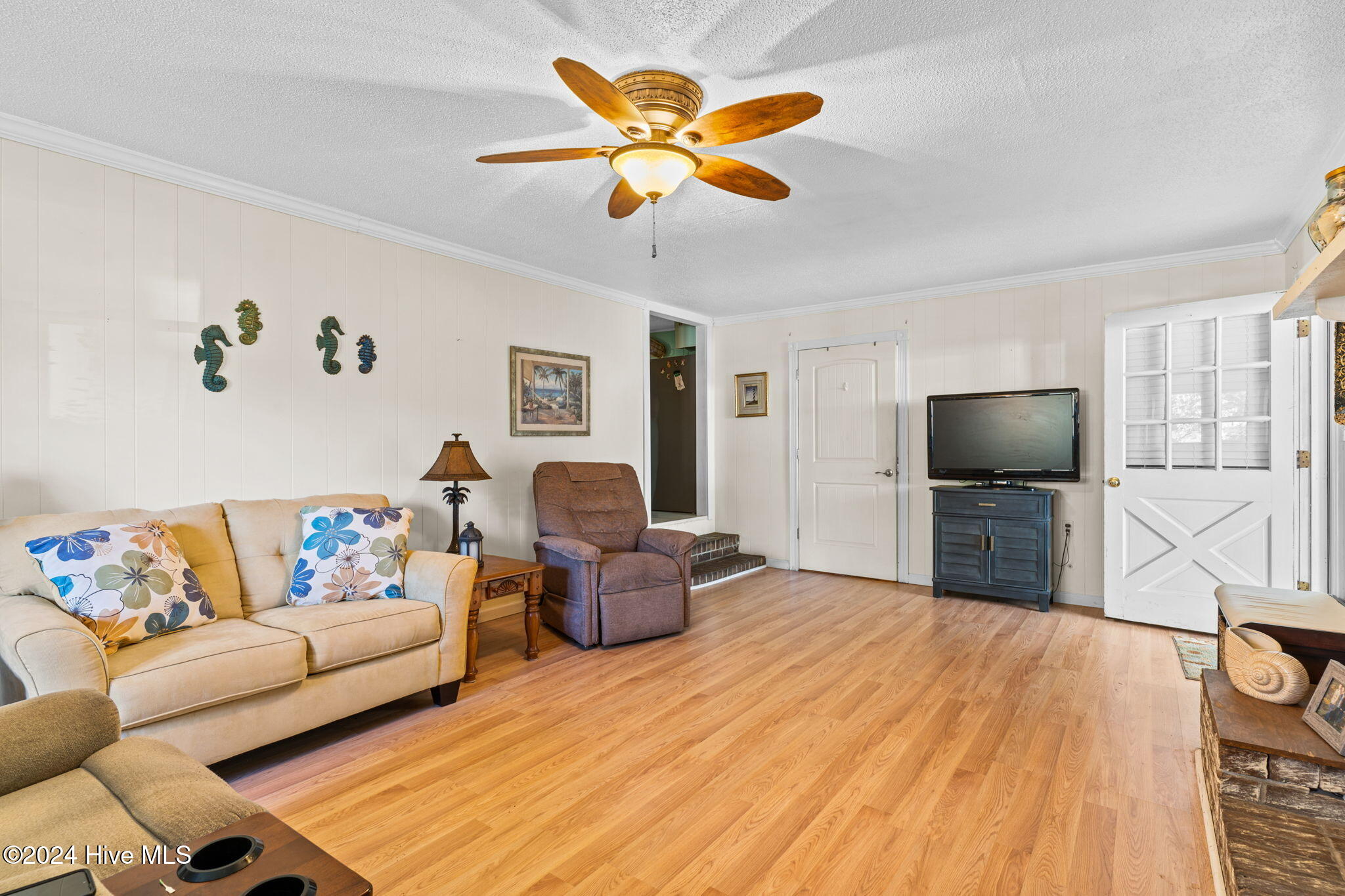 2562 Bessemer Drive Property Photo 14