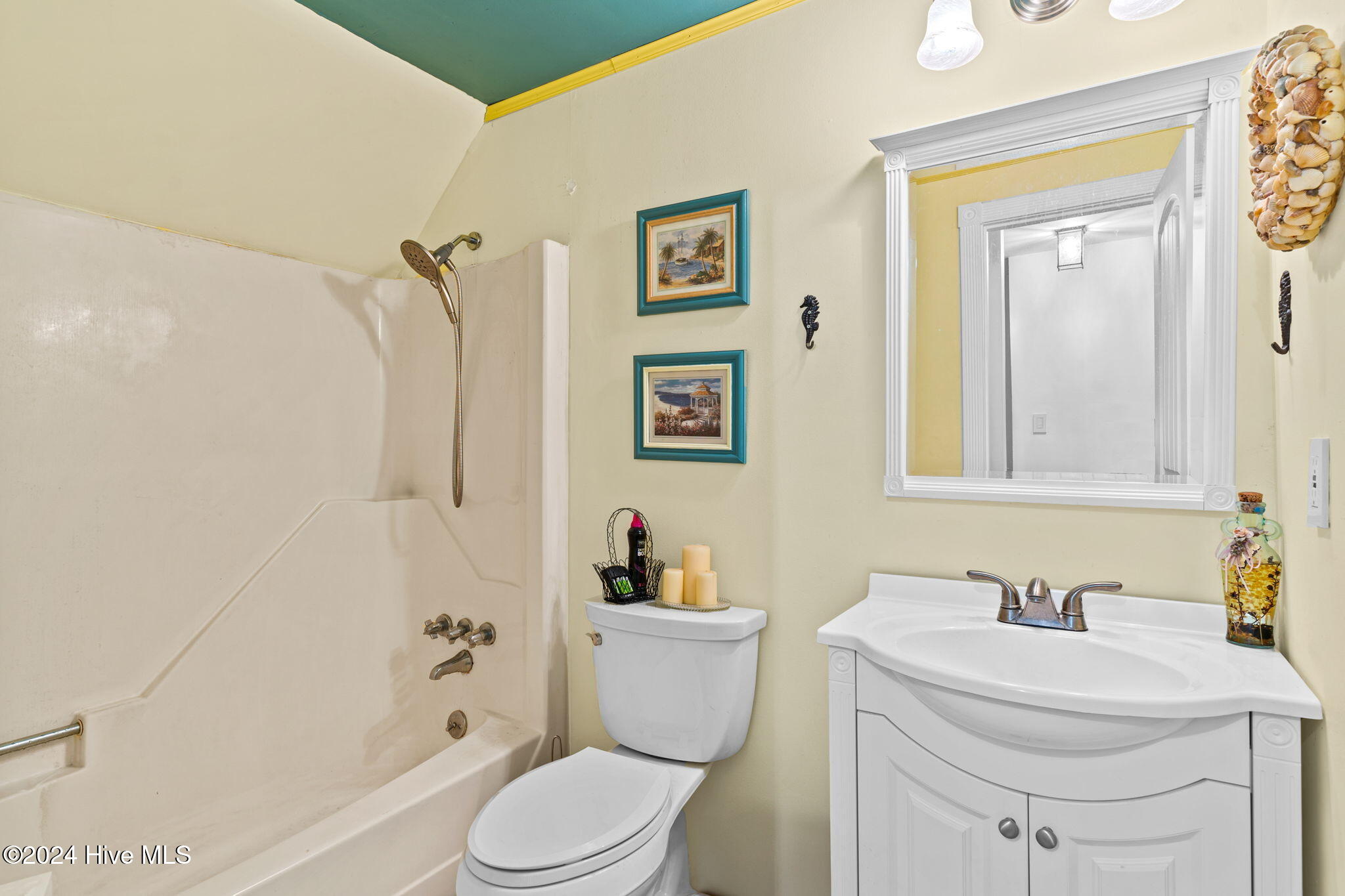 2562 Bessemer Drive Property Photo 34