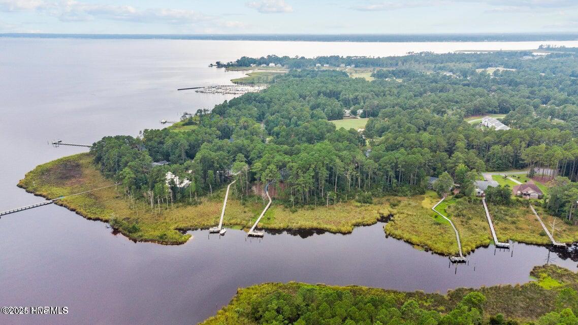 1106 Harbour Pointe Drive Property Photo 4