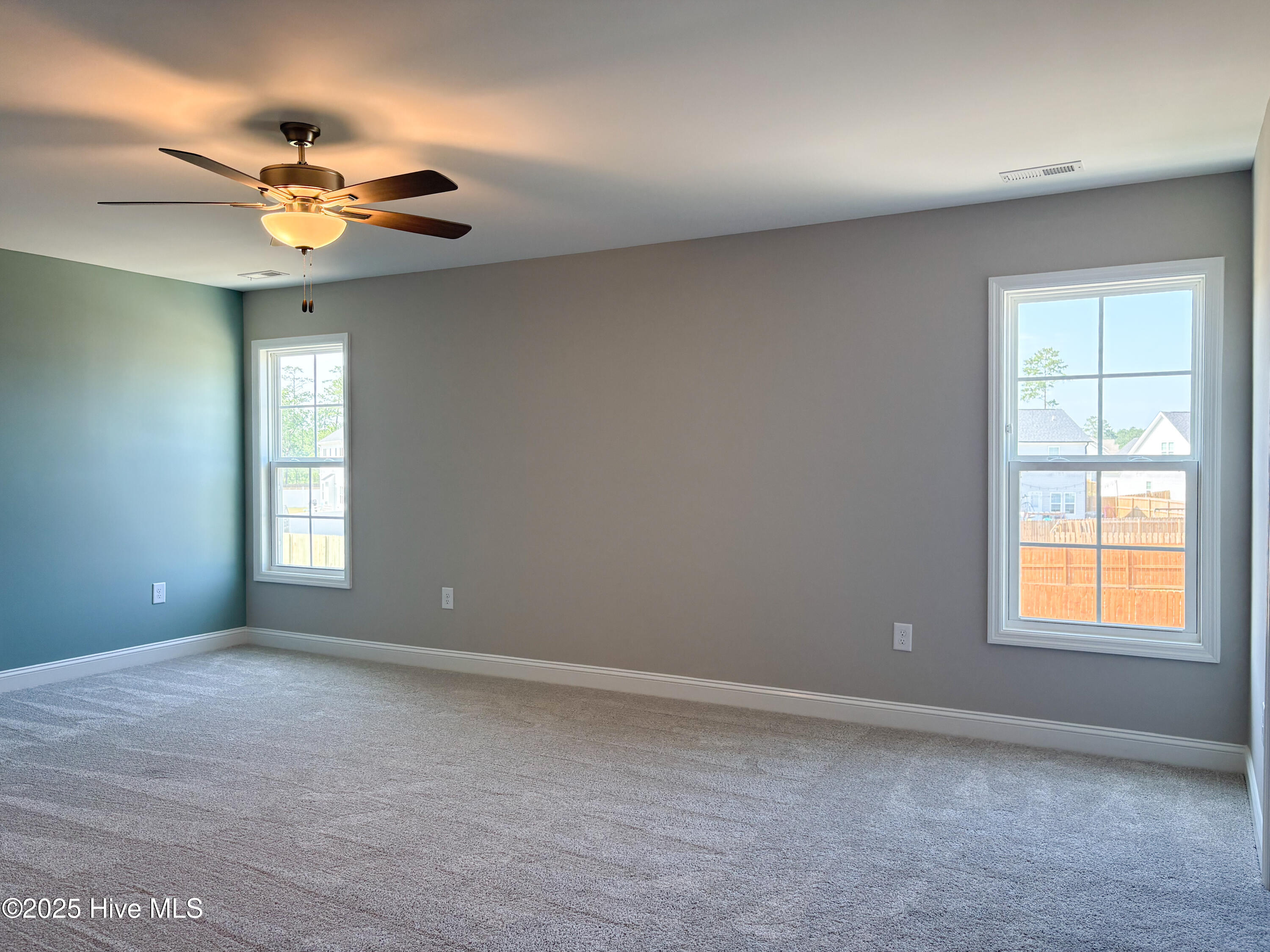 502 Yellow Birch Way Property Photo 9
