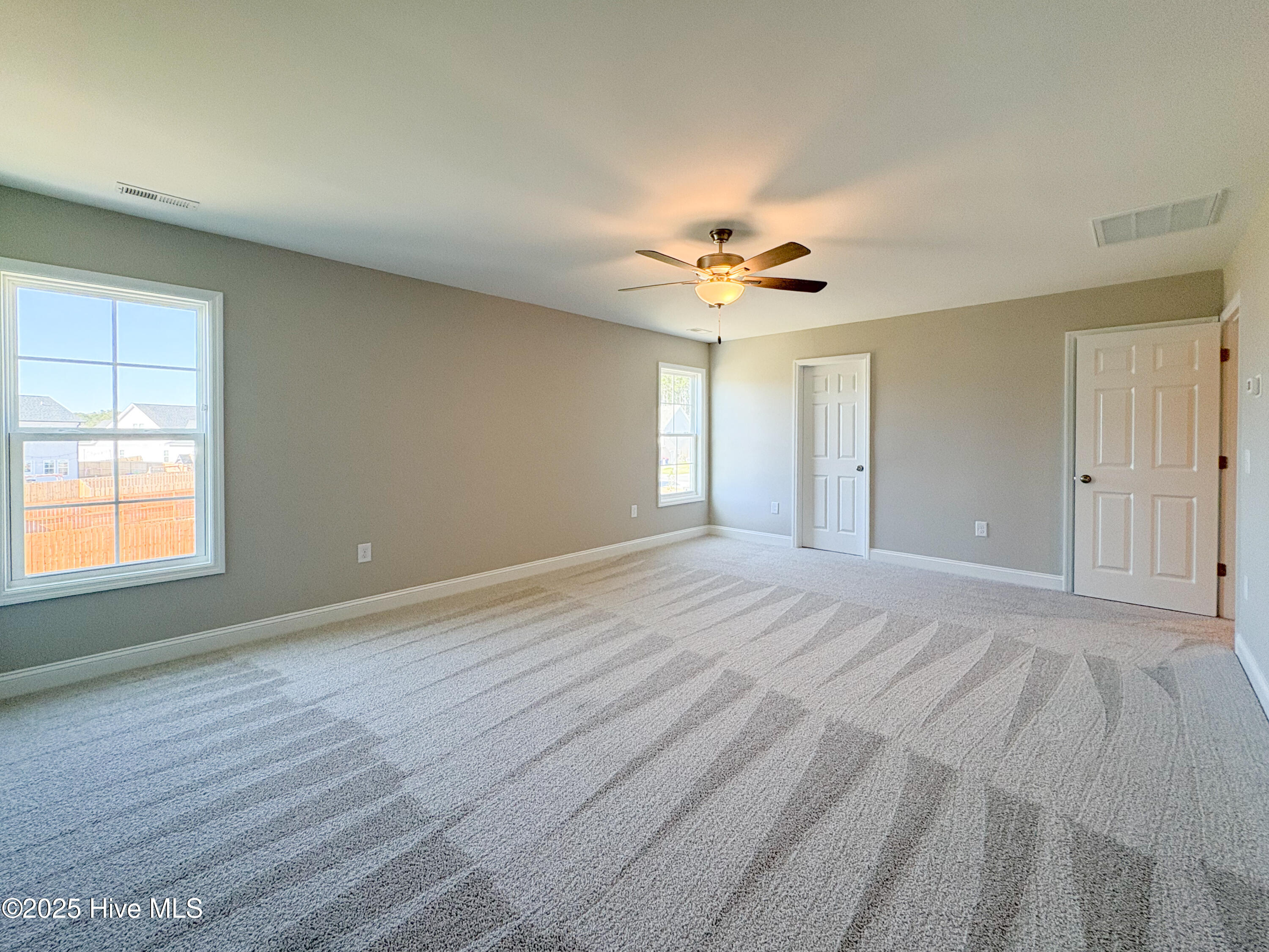 502 Yellow Birch Way Property Photo 14