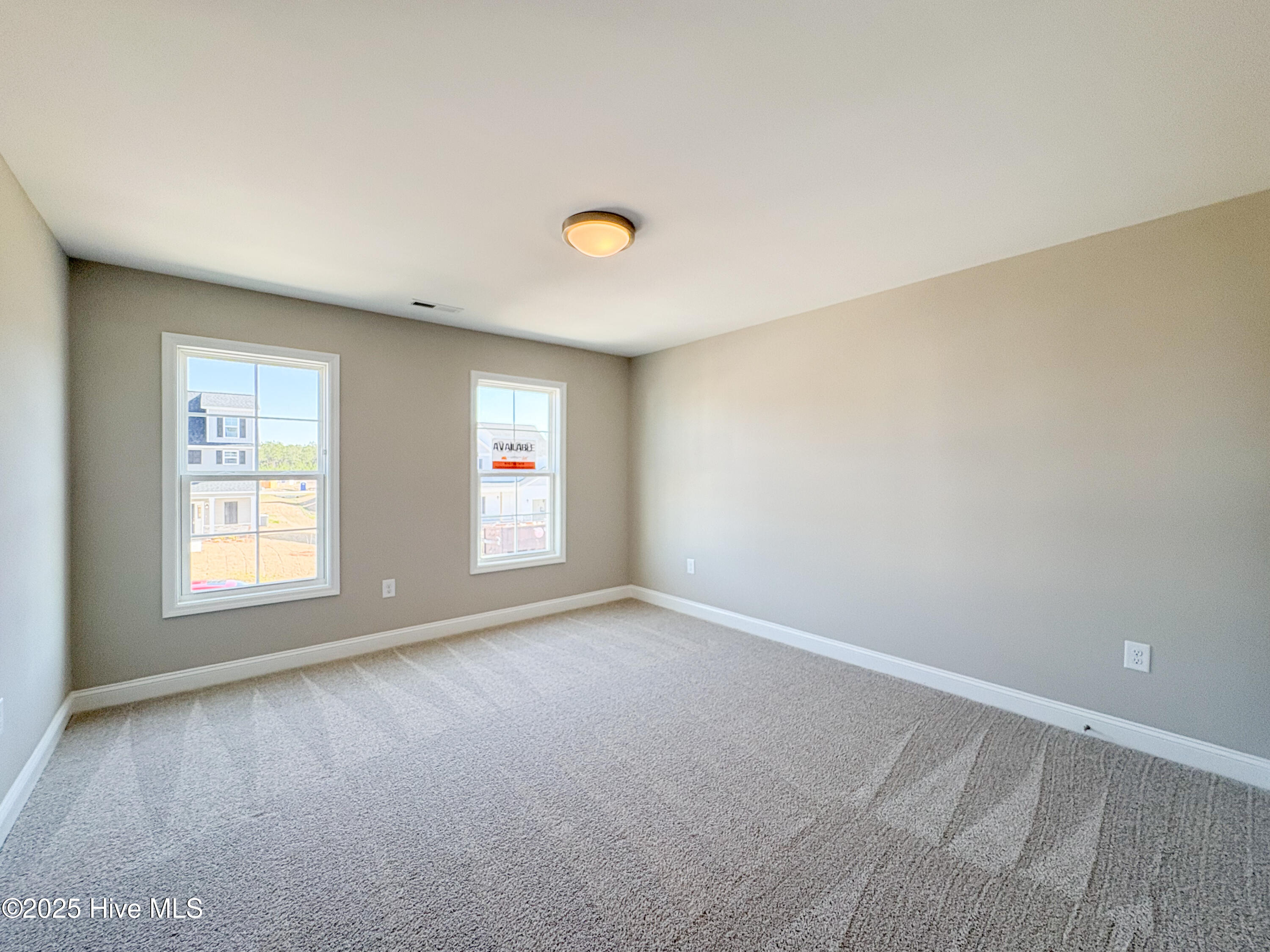 502 Yellow Birch Way Property Photo 21