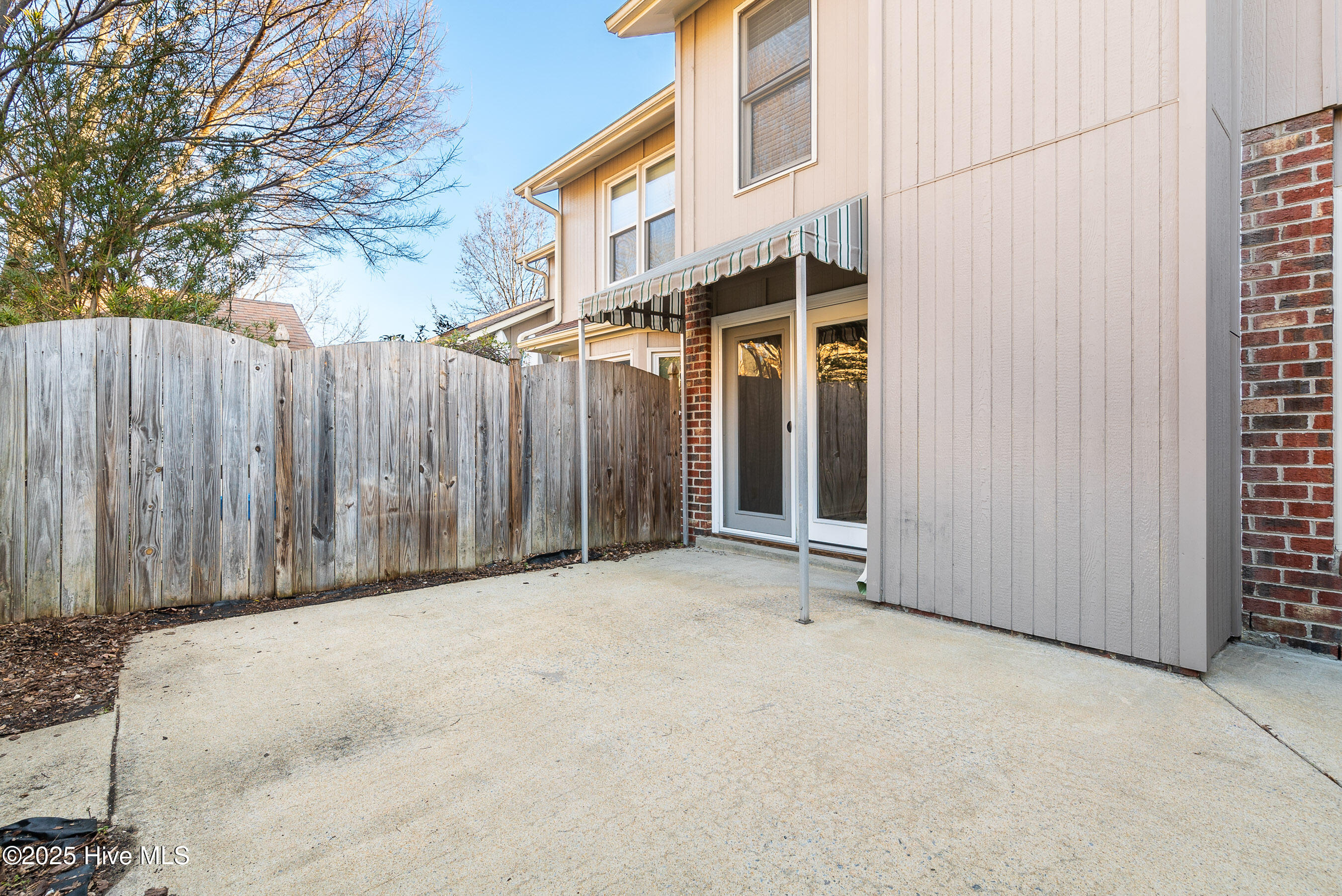 2043 Quail Ridge Road E Property Photo 27