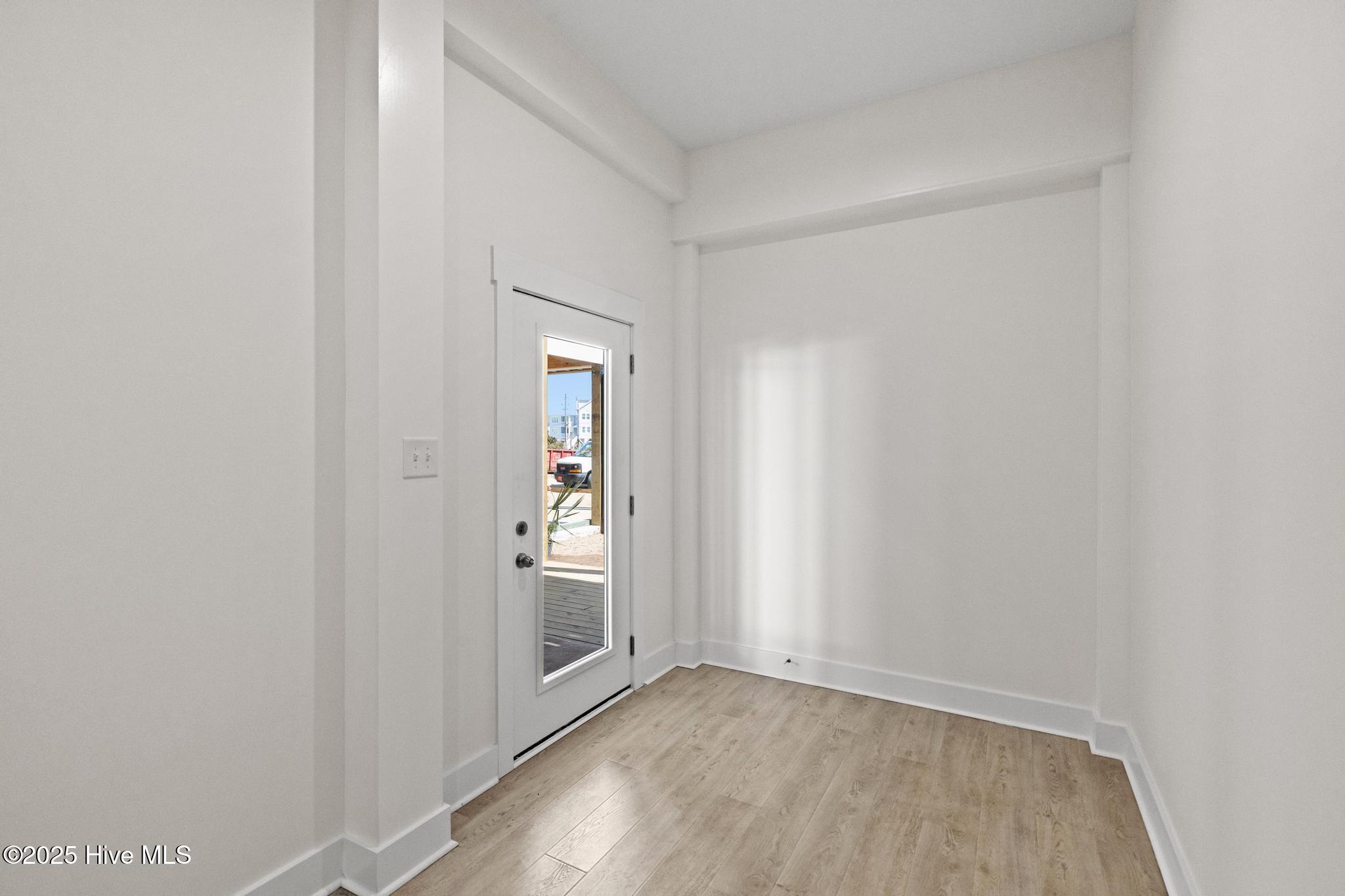 711 N Topsail Drive Property Photo 35