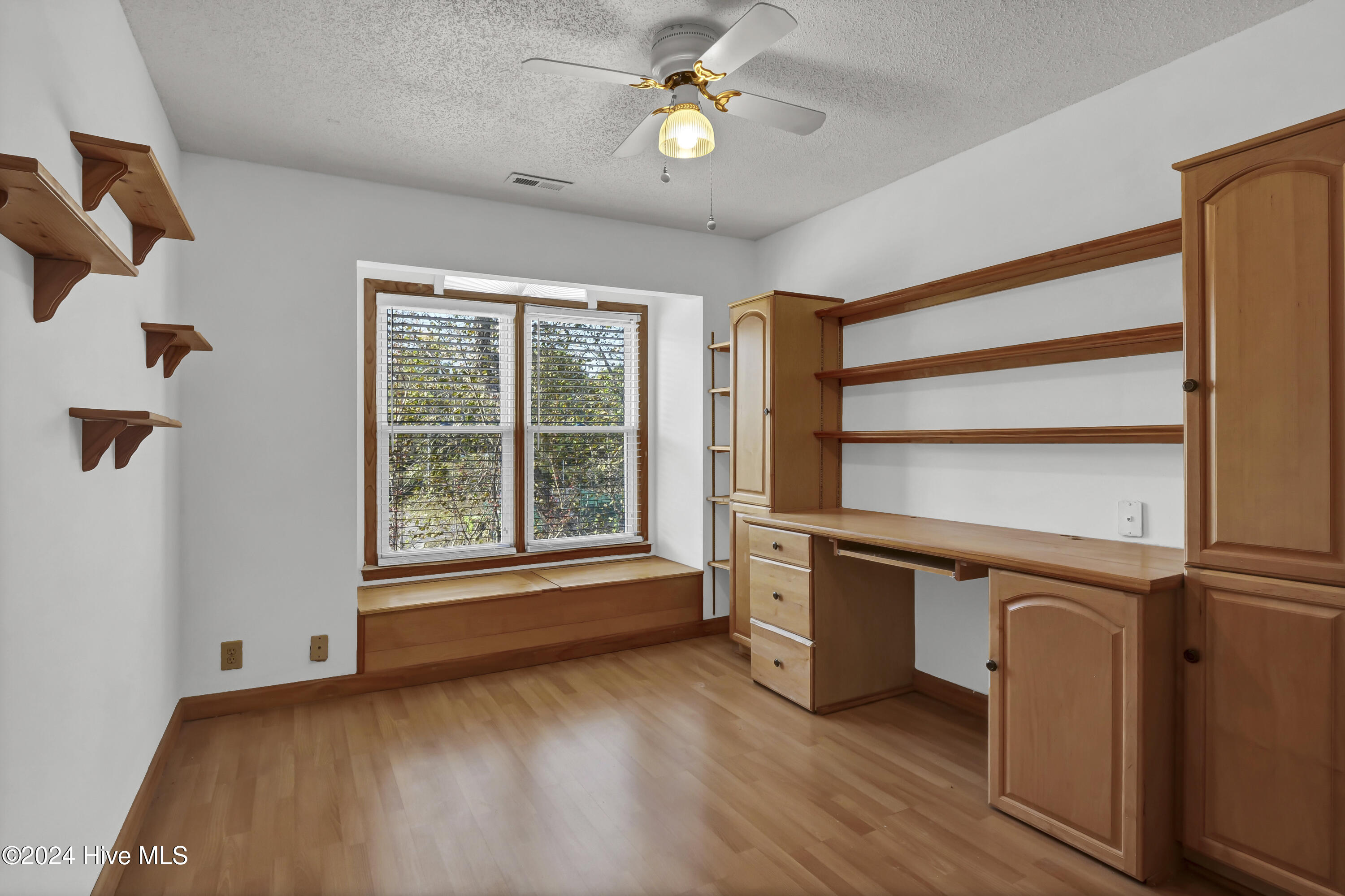 1581 Goose Creek Road # 1e Property Photo 23