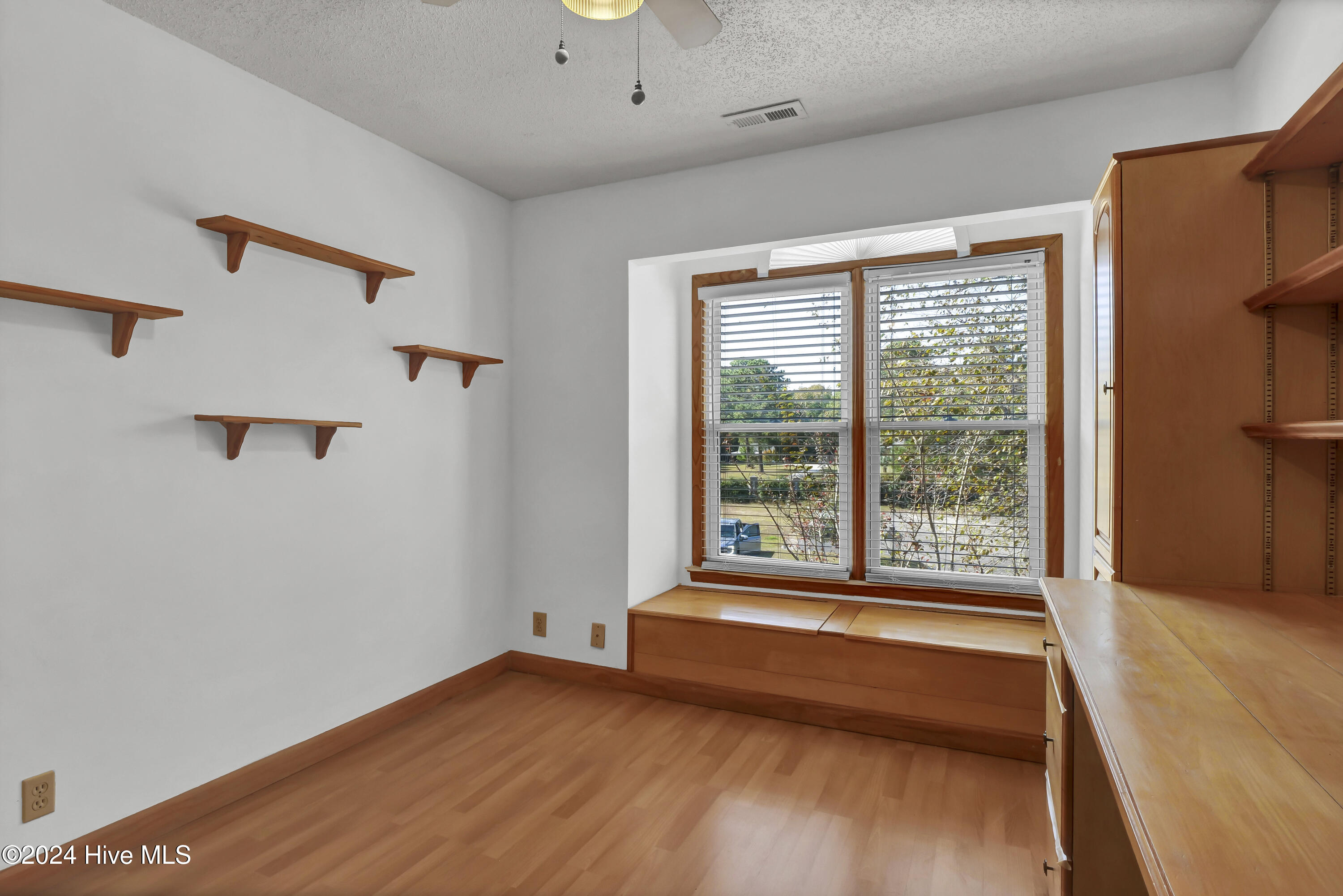 1581 Goose Creek Road # 1e Property Photo 24