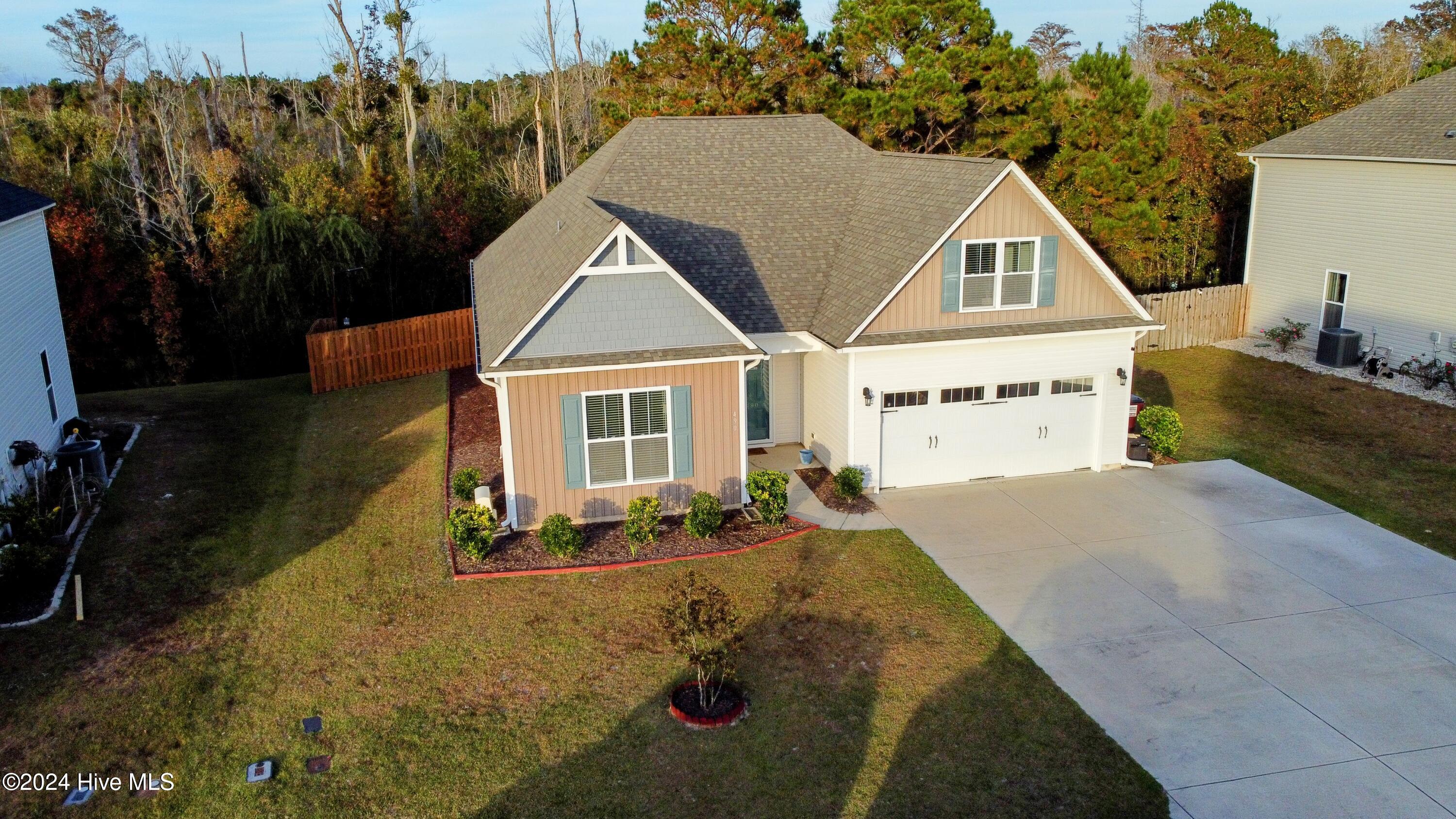 490 Avendale Drive Property Photo 1