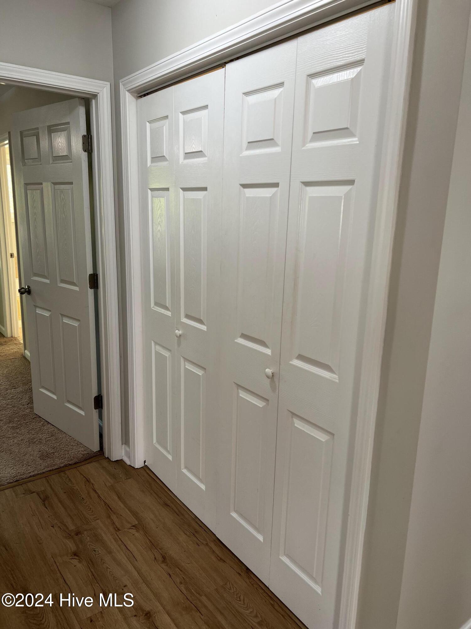 180 Crooked Run Drive Property Photo 10