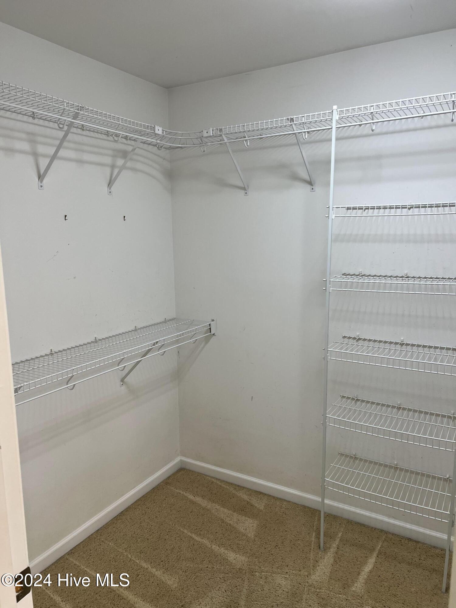 180 Crooked Run Drive Property Photo 15