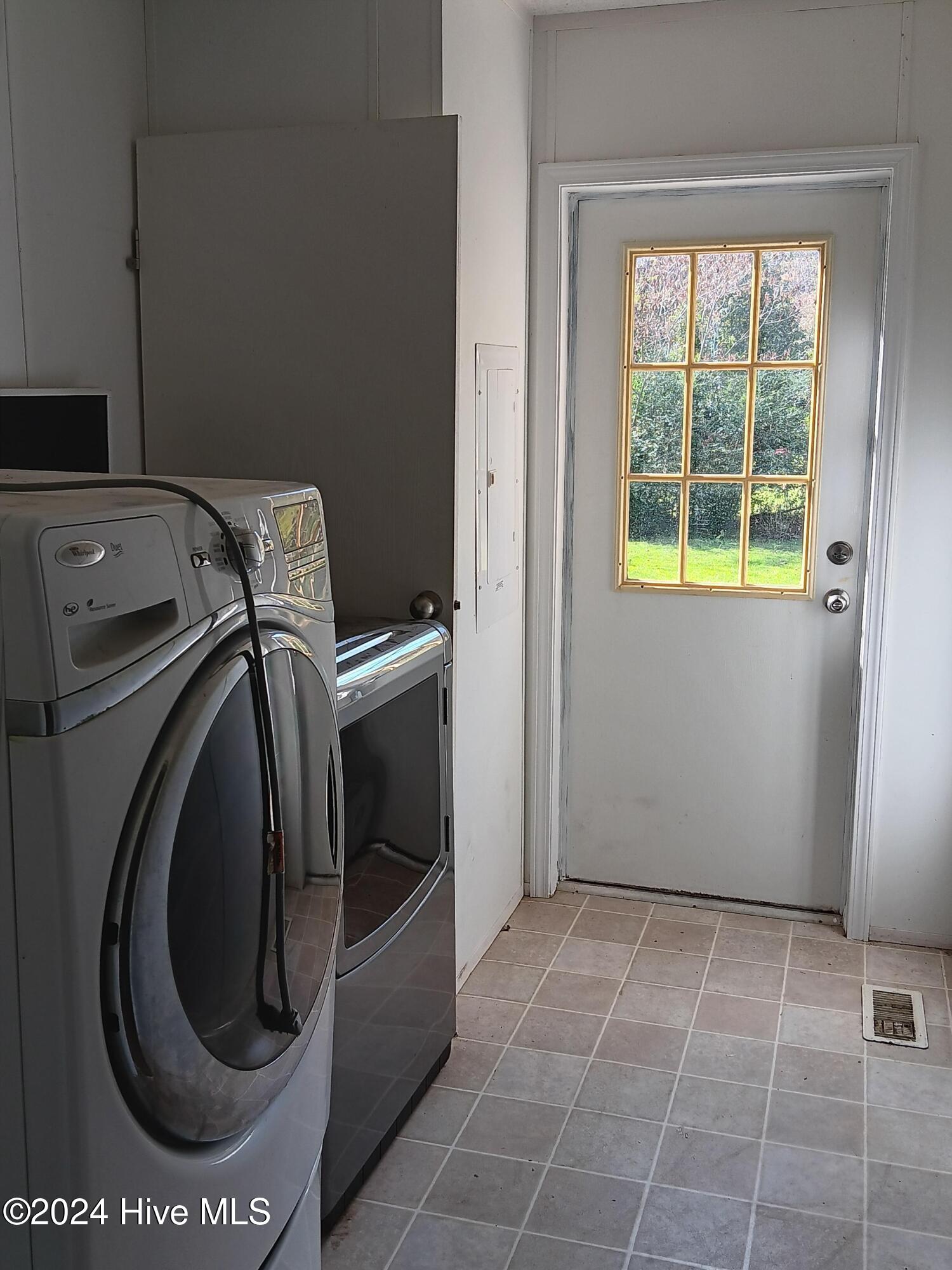 173 Weston Drive Property Photo 18
