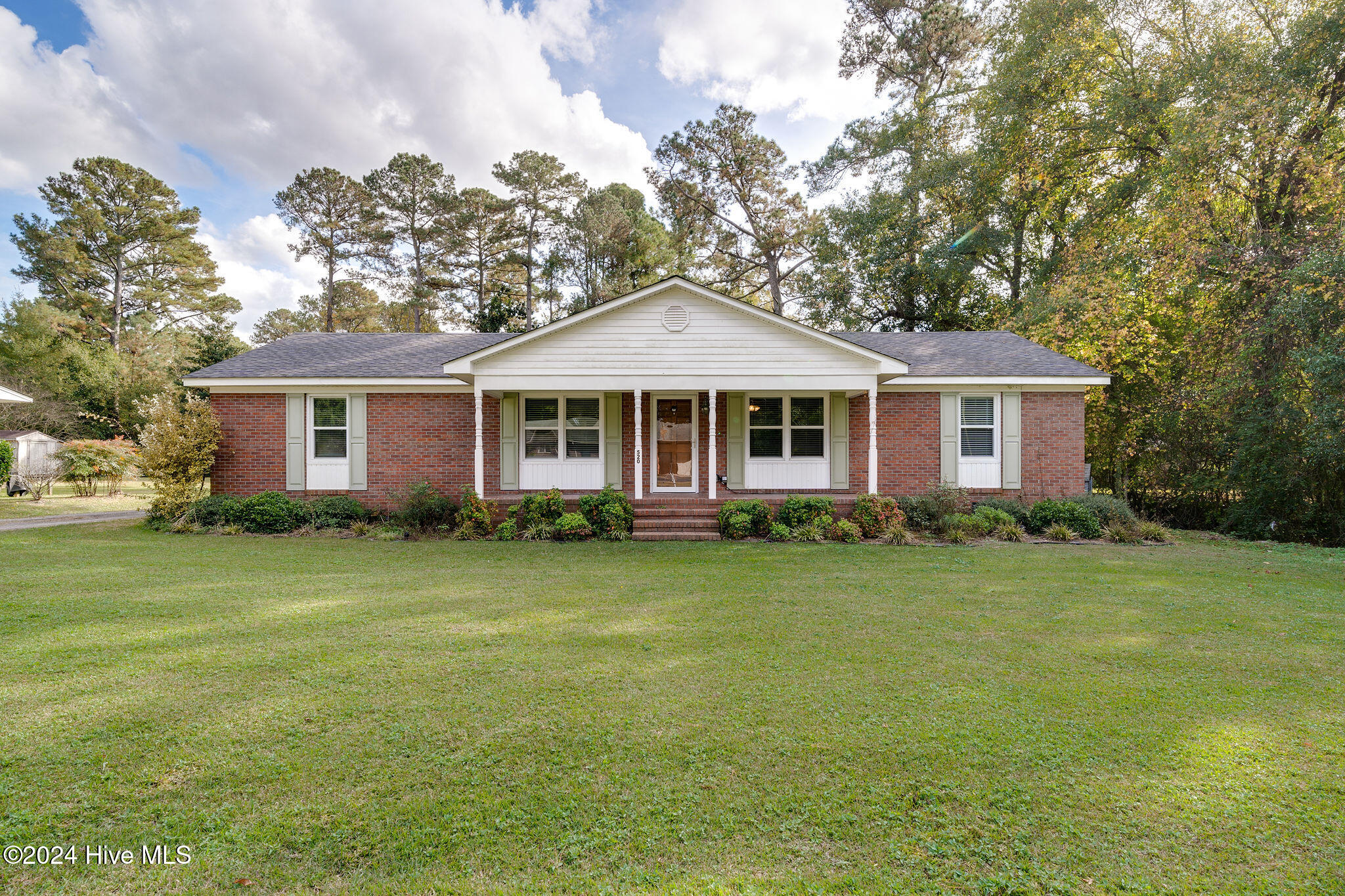 520 E Chelly Street Property Photo