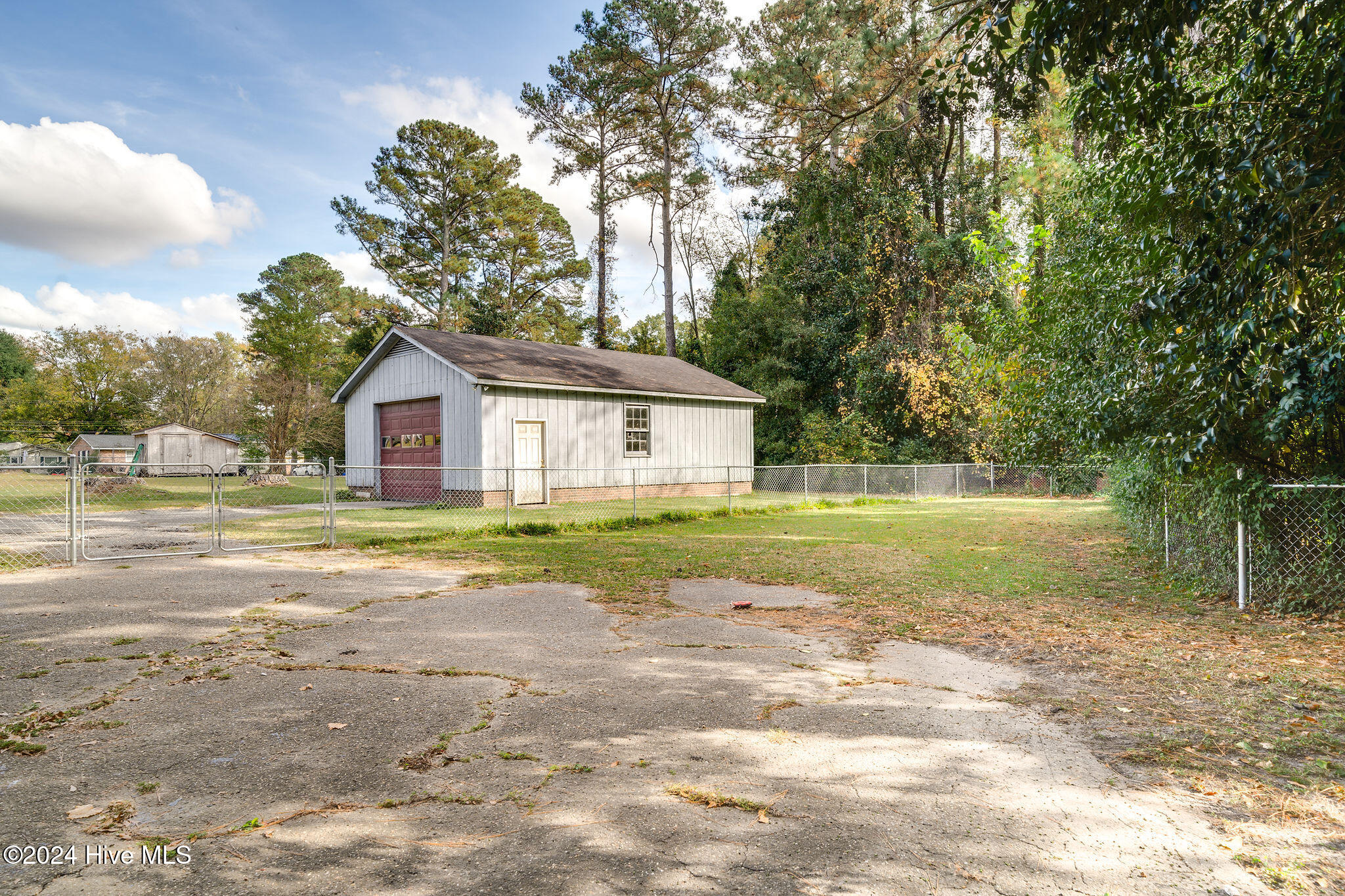 520 E Chelly Street Property Photo 24