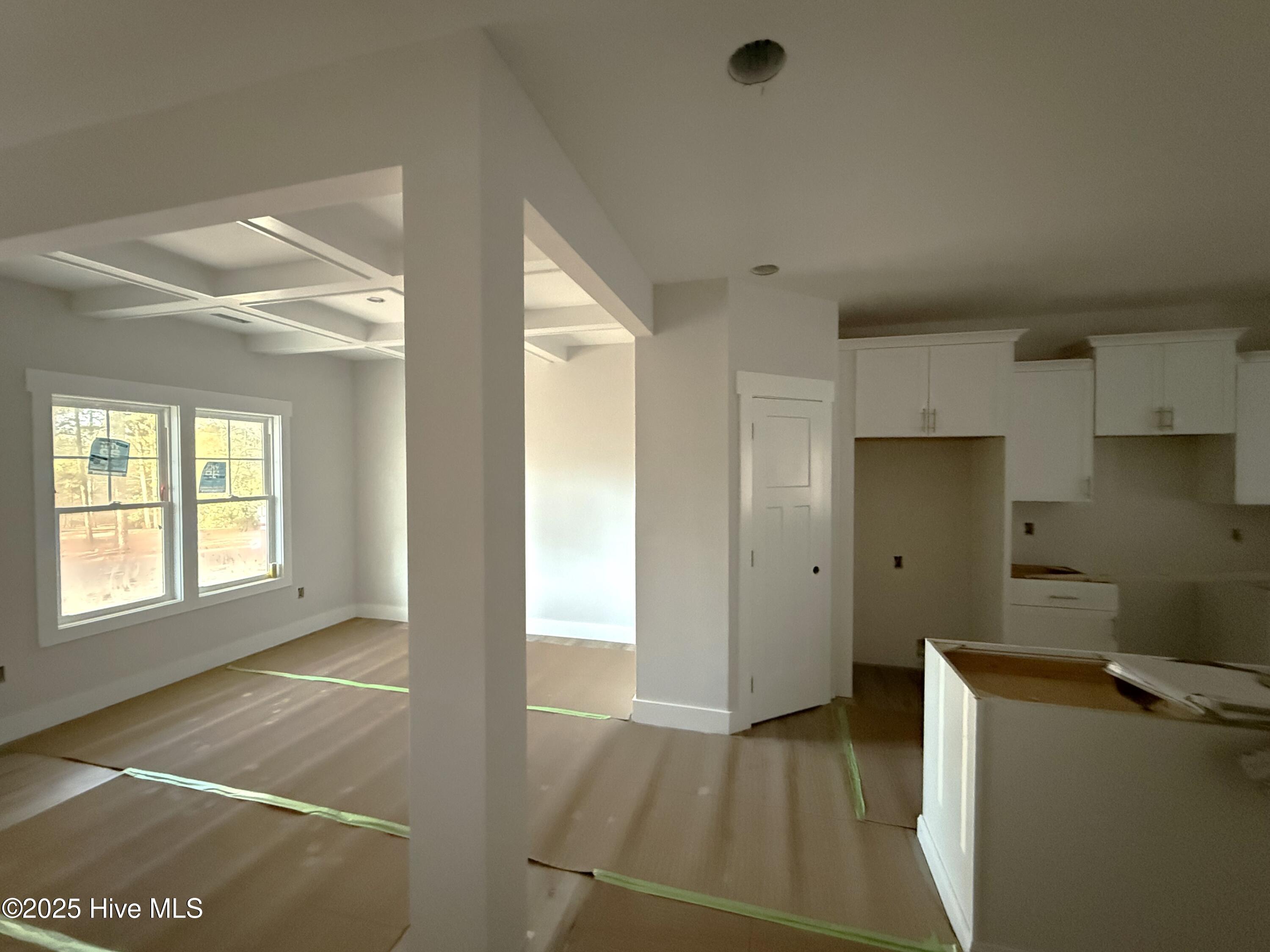 375 W Philadelphia Avenue Property Photo 7
