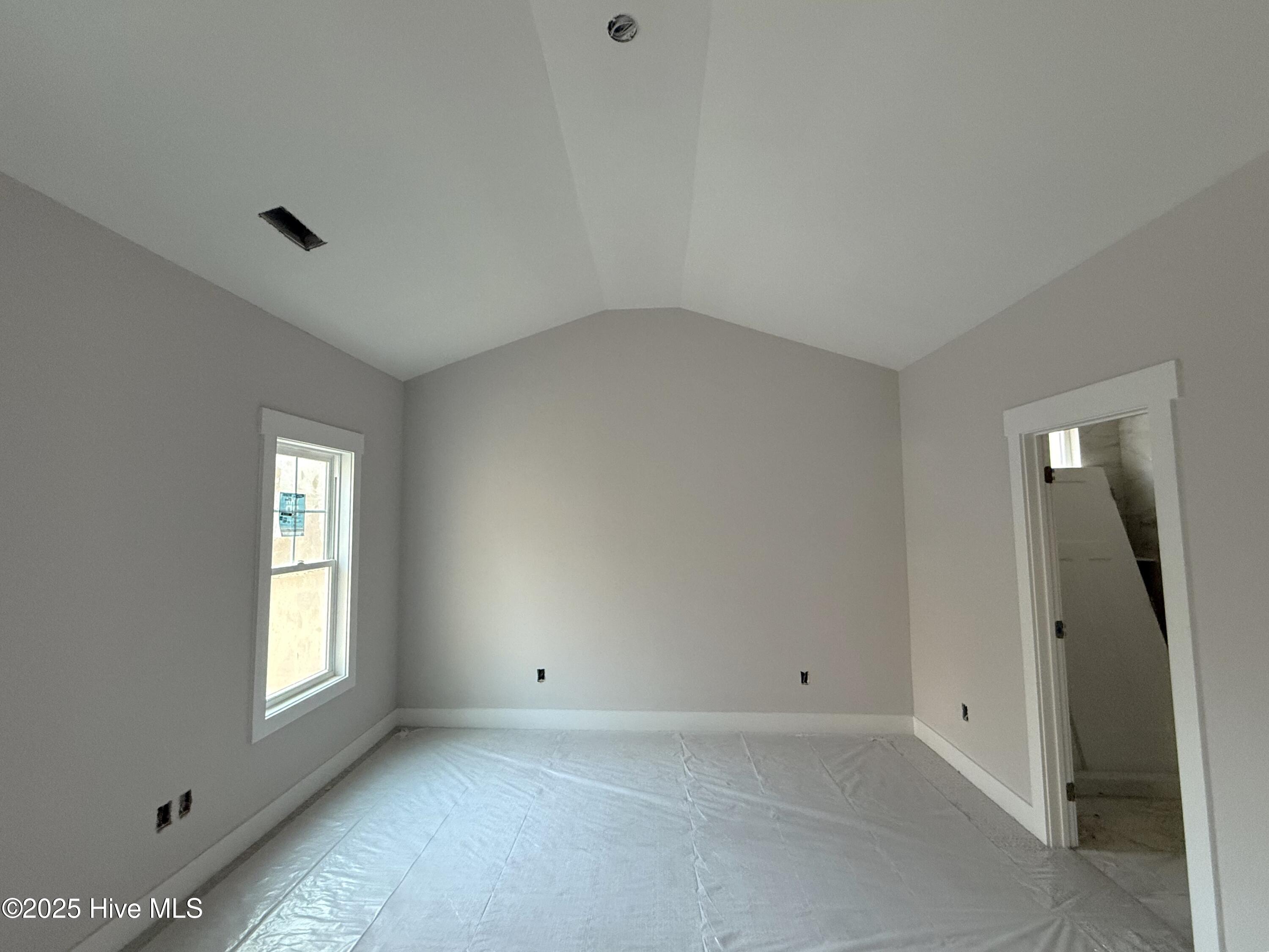 375 W Philadelphia Avenue Property Photo 11