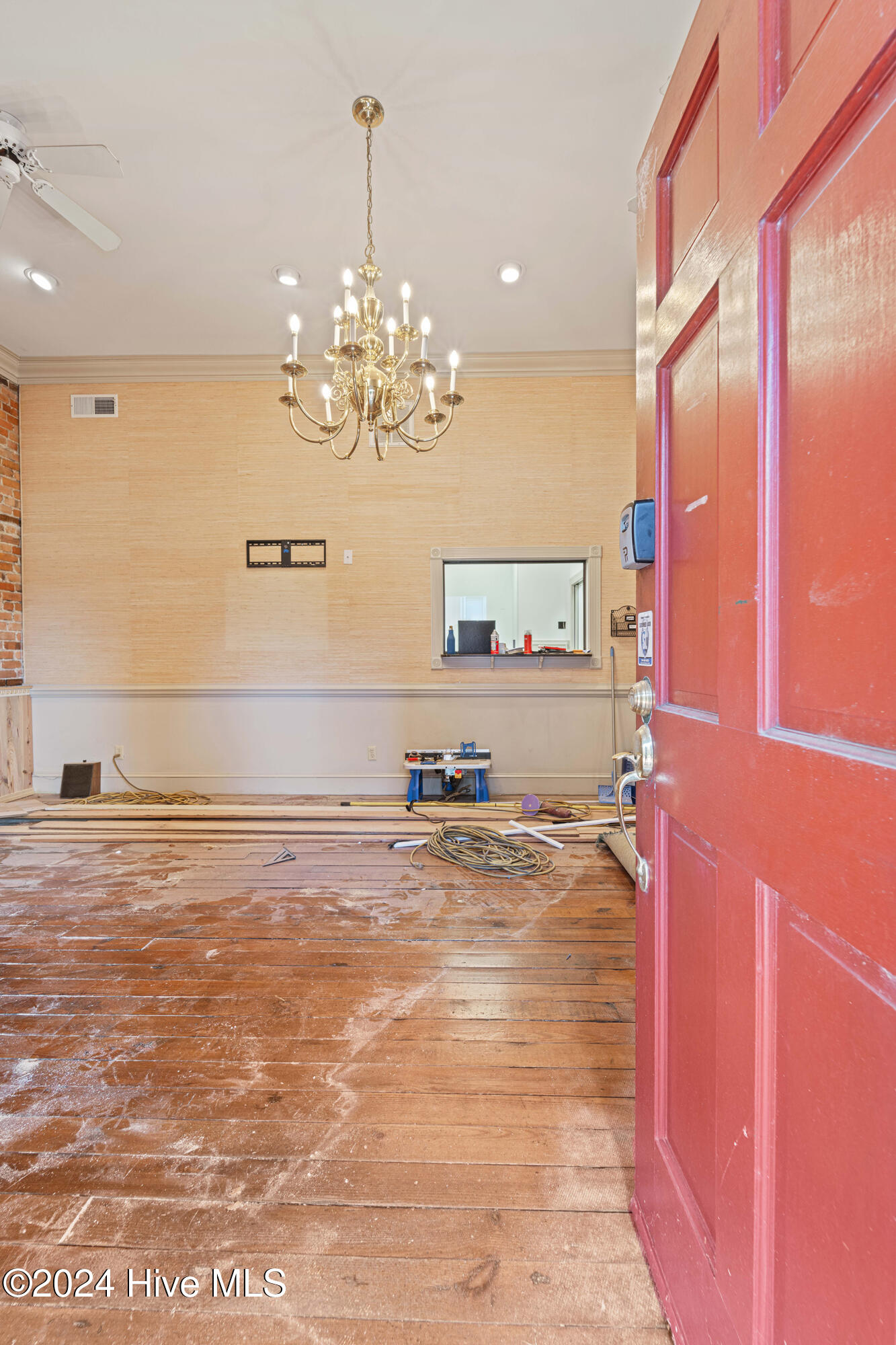 634 Court Street Property Photo 10