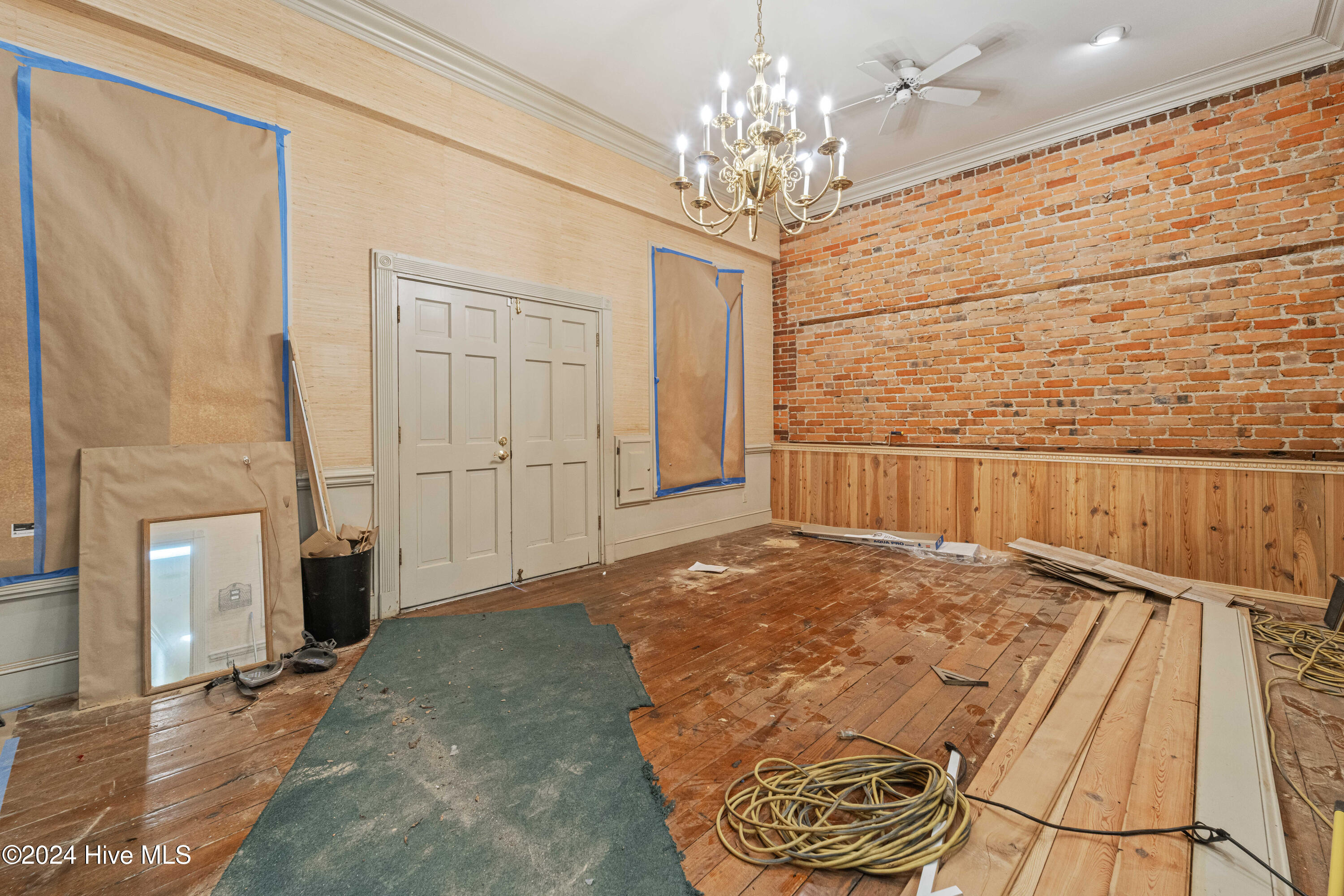 634 Court Street Property Photo 13