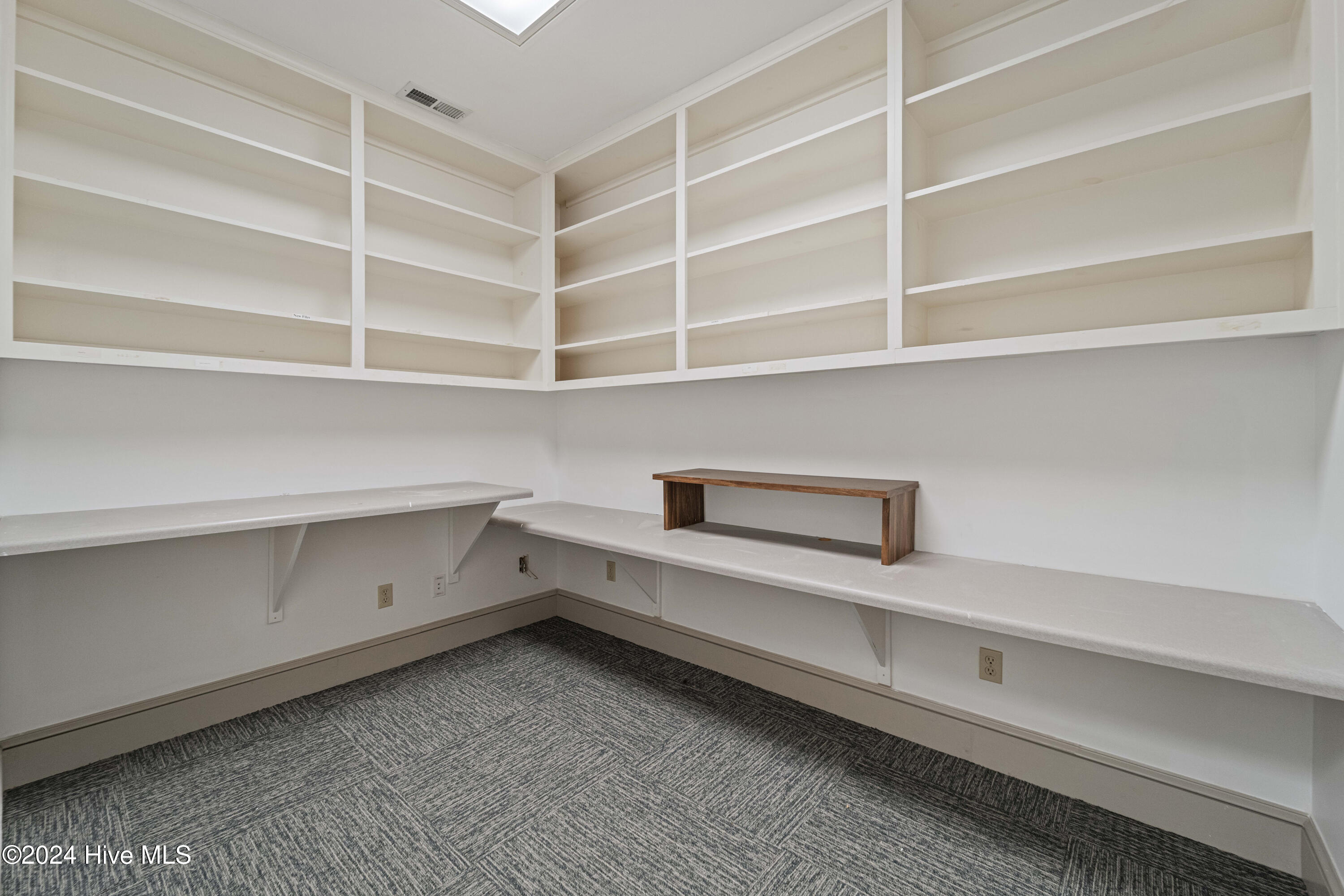 634 Court Street Property Photo 22