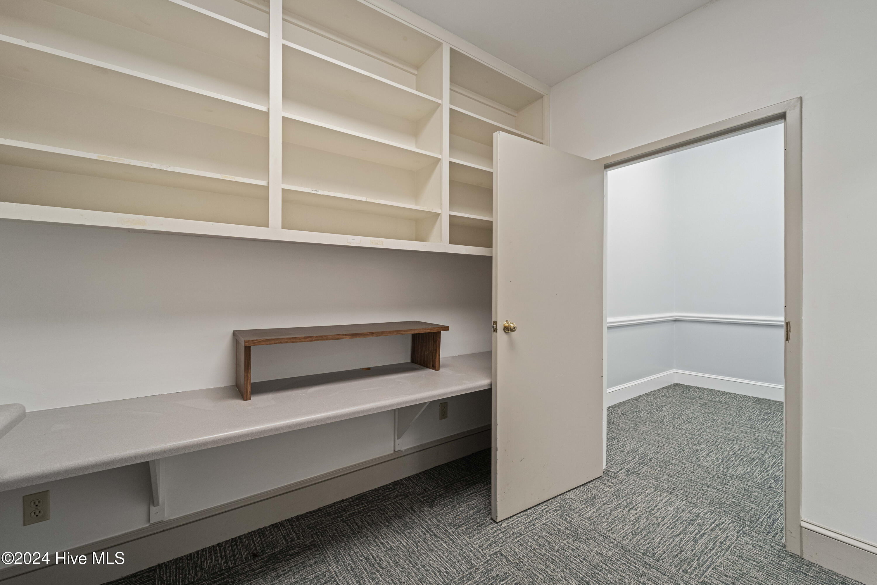 634 Court Street Property Photo 23