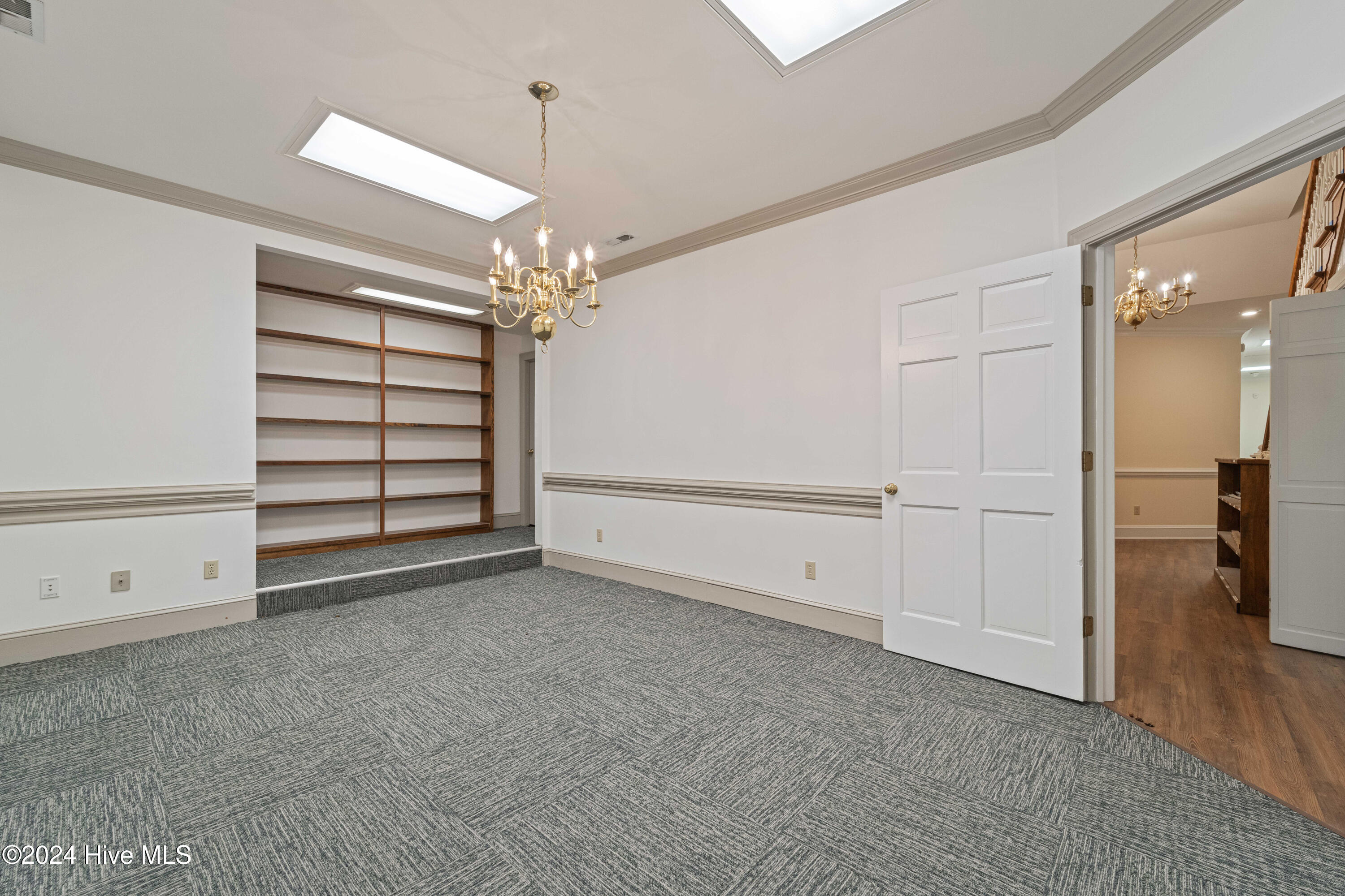 634 Court Street Property Photo 33