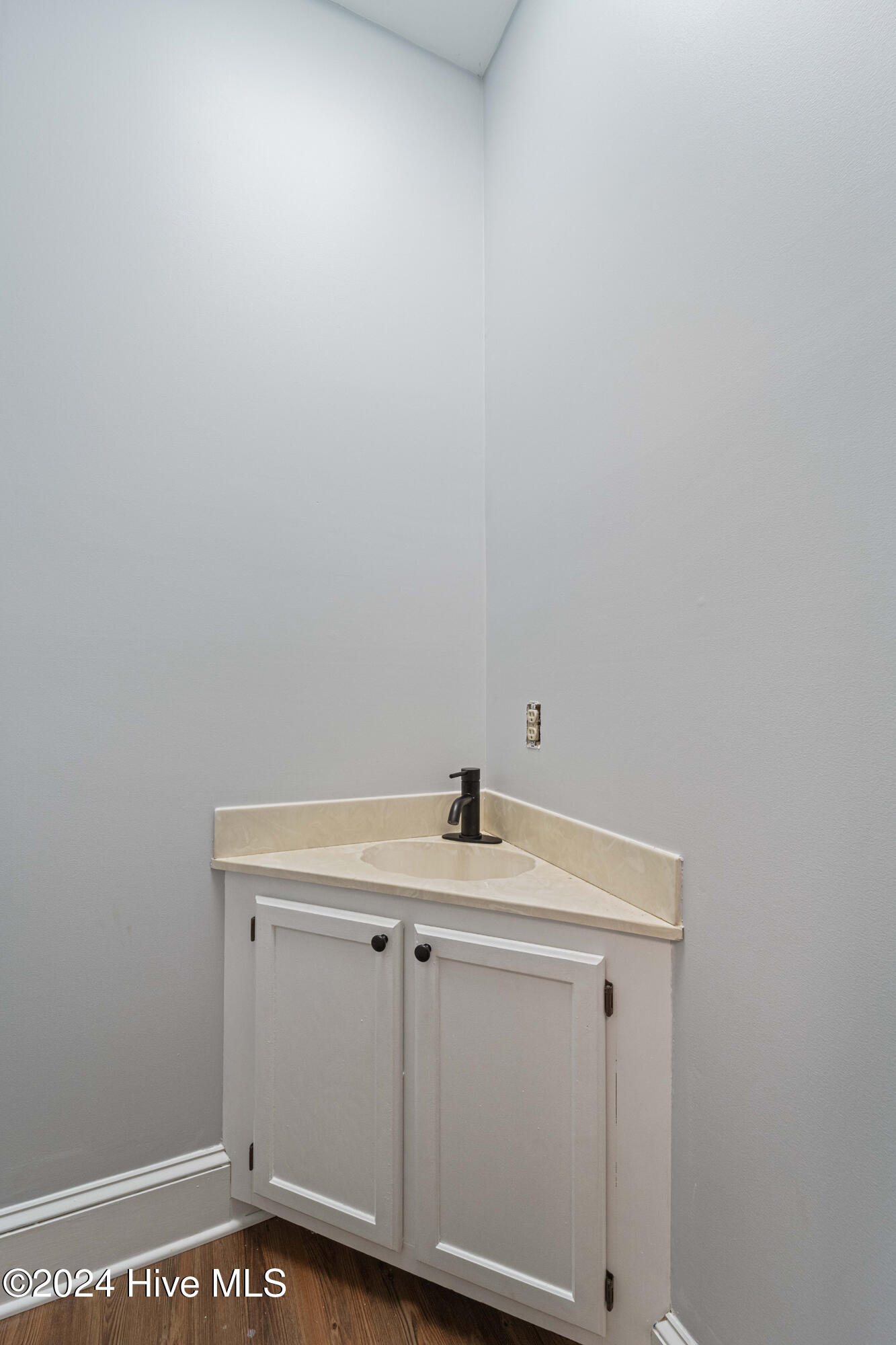 634 Court Street Property Photo 45