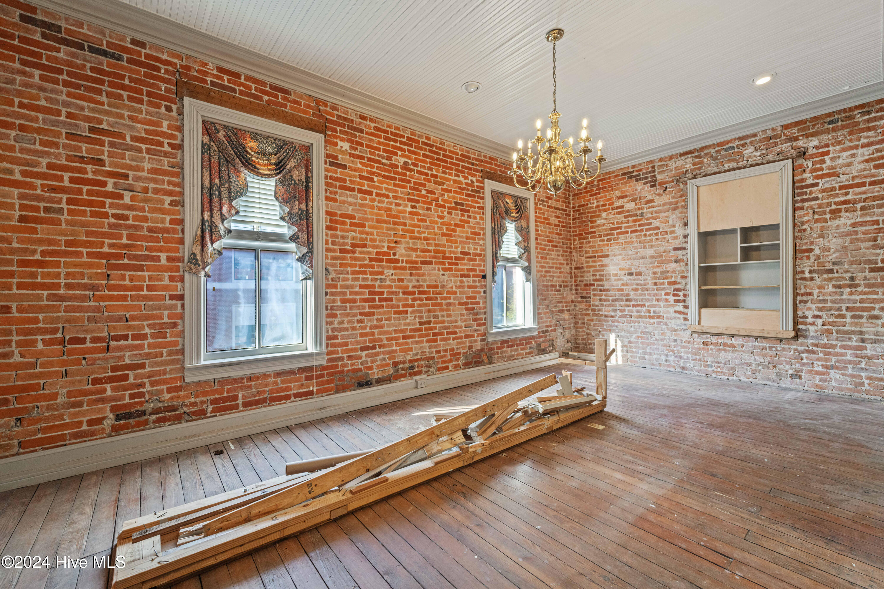 634 Court Street Property Photo 76