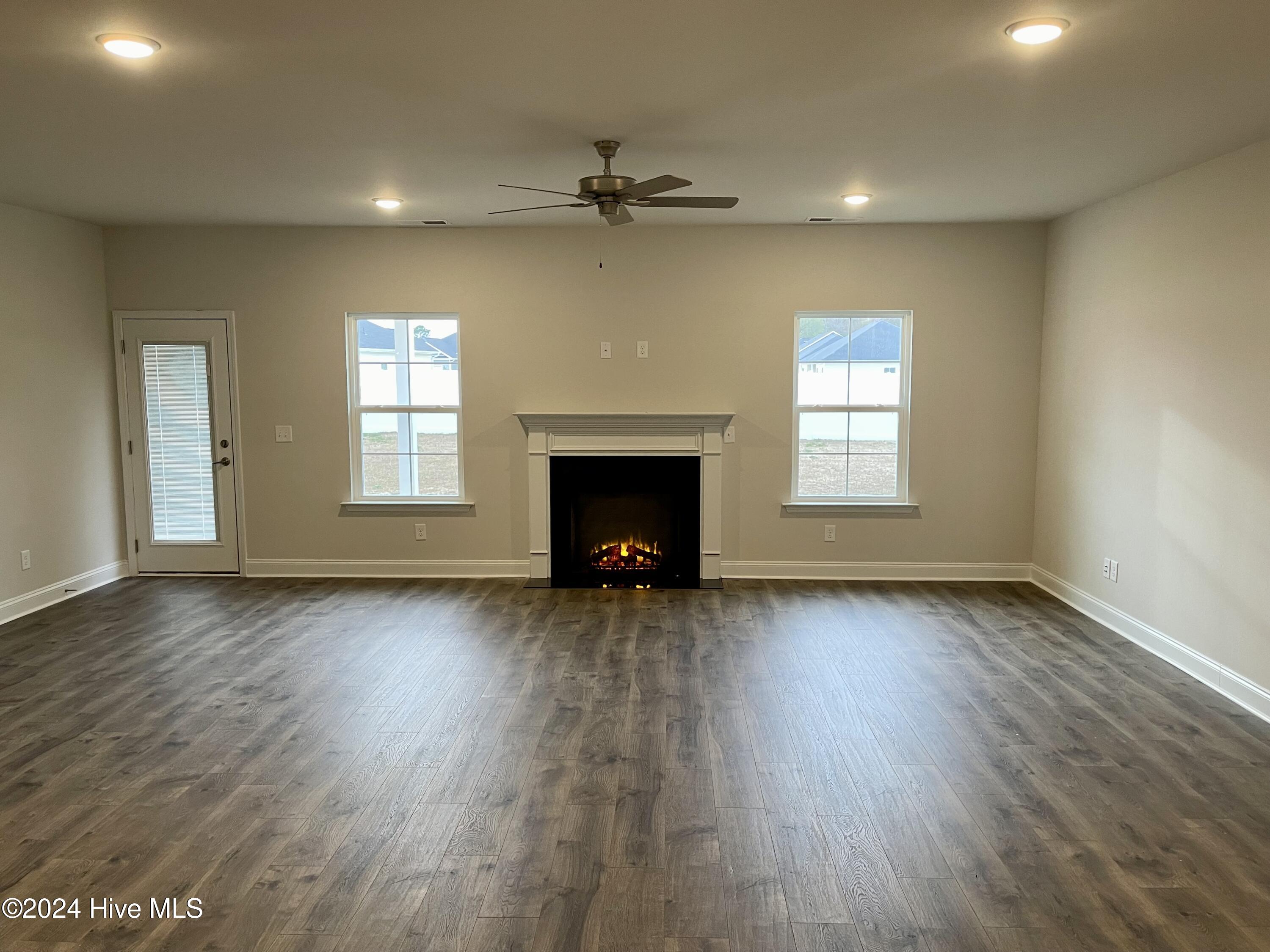3156 Firefly Trail Property Photo 8