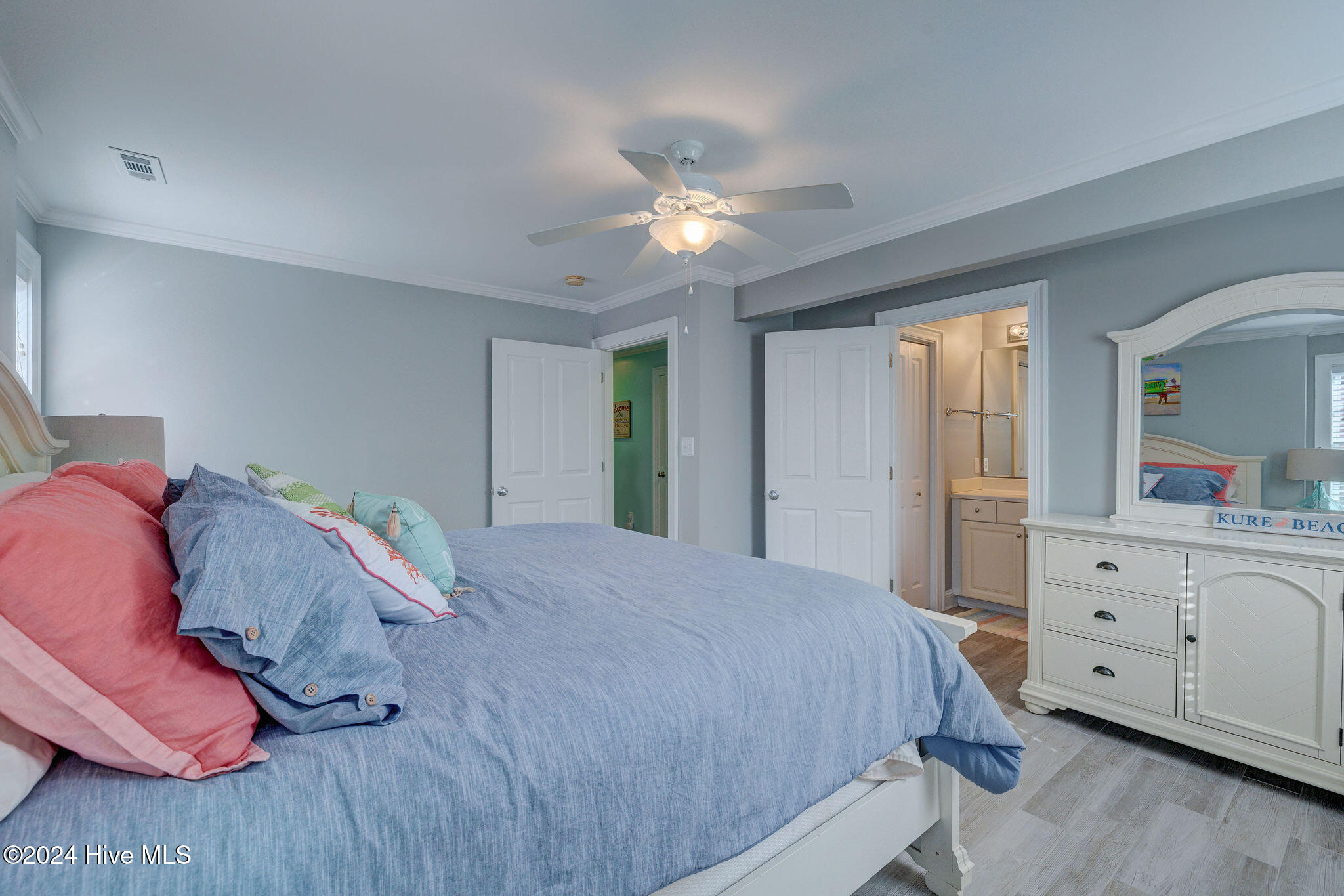 230 Third Avenue A Property Photo 8