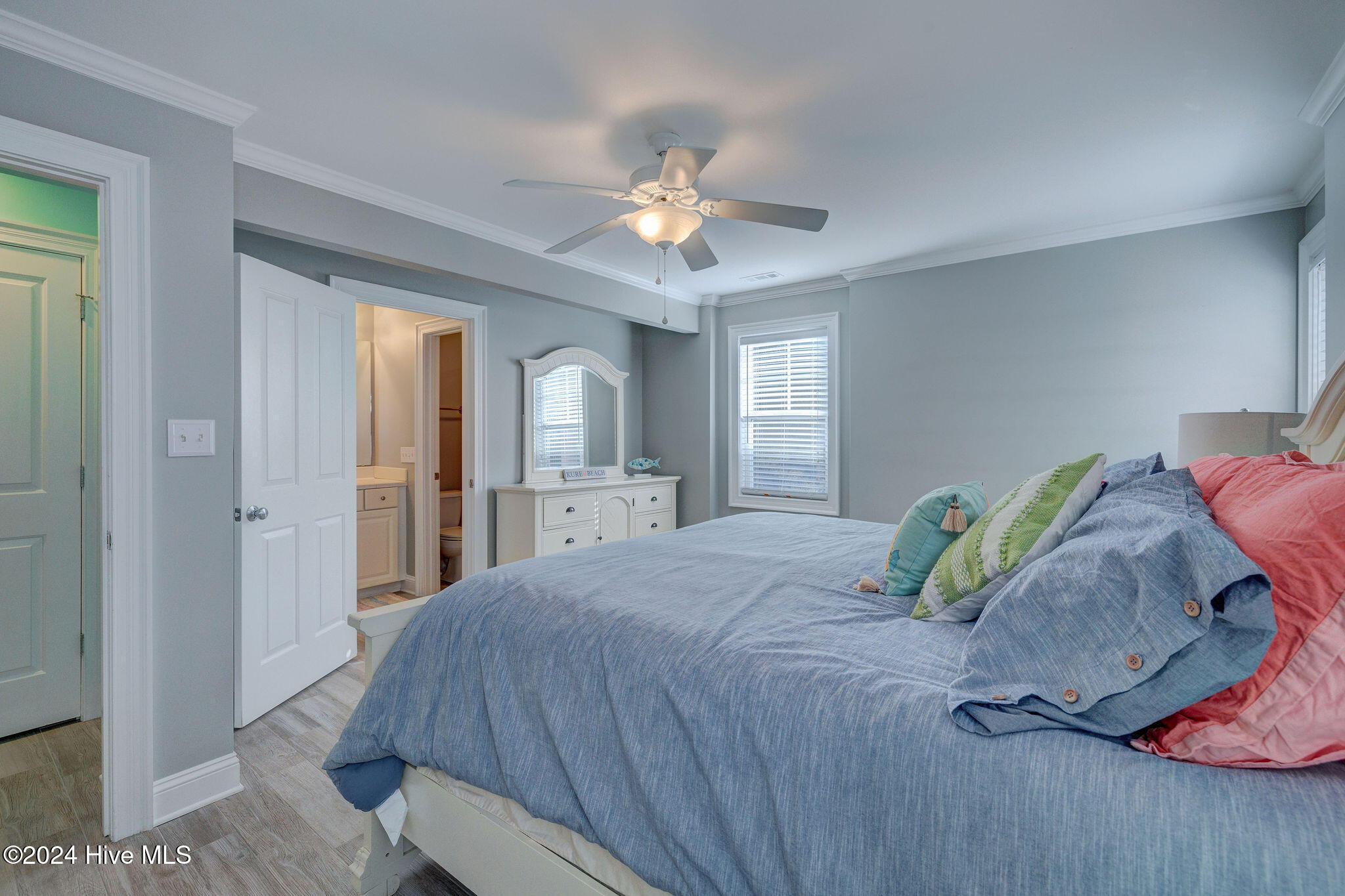 230 Third Avenue A Property Photo 10