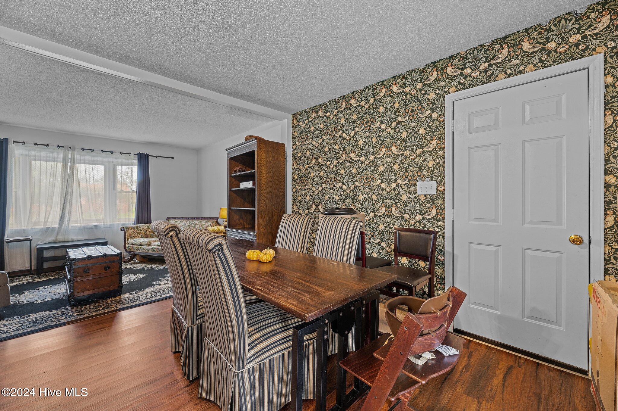 2603 N Hills Drive Property Photo 17