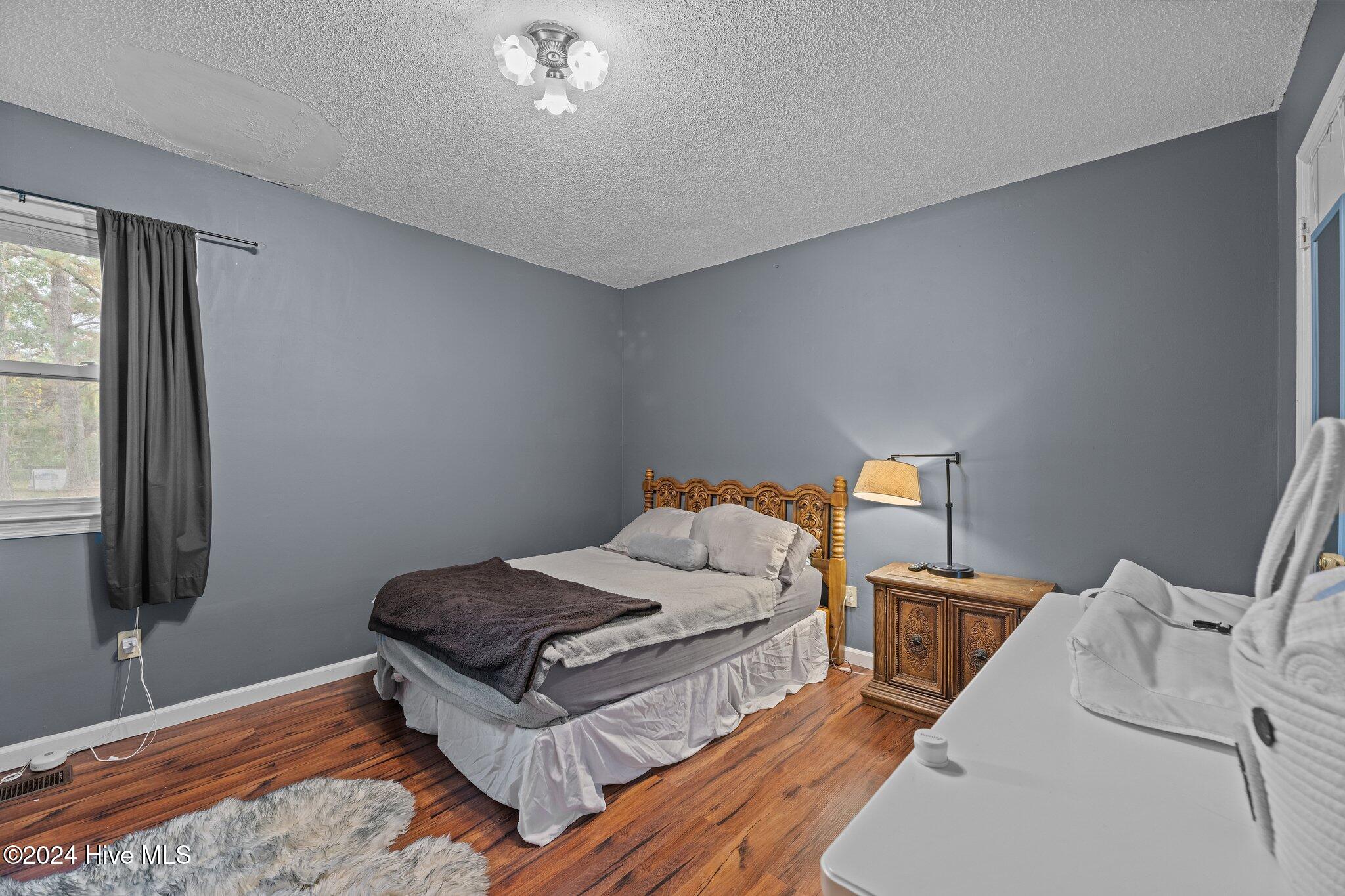2603 N Hills Drive Property Photo 19