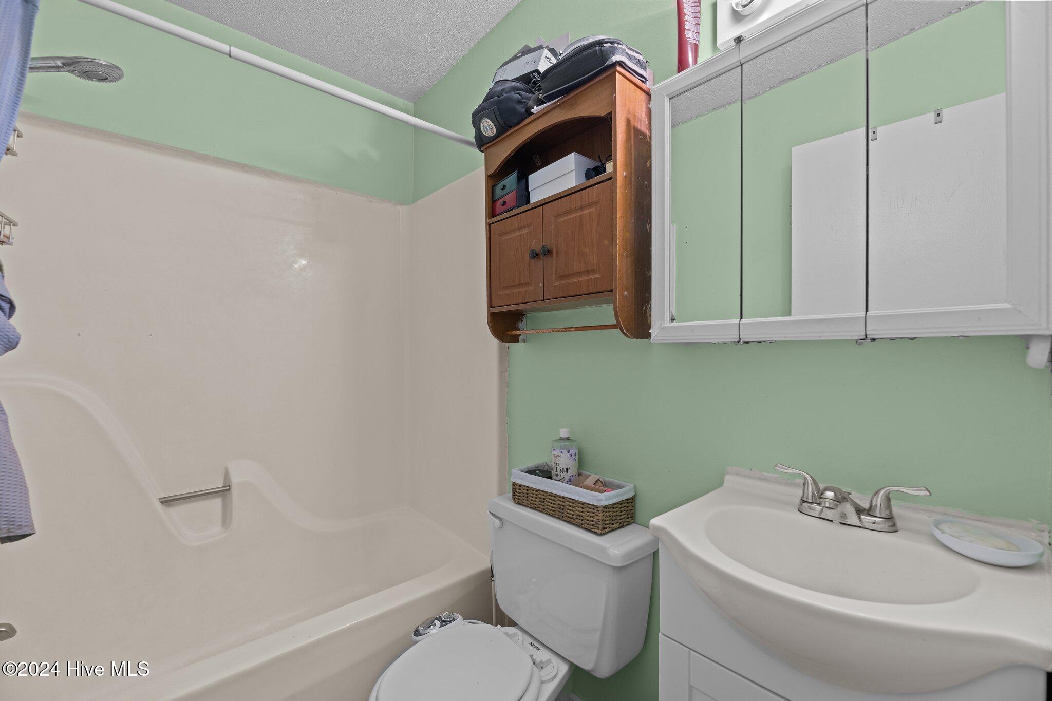 2603 N Hills Drive Property Photo 20