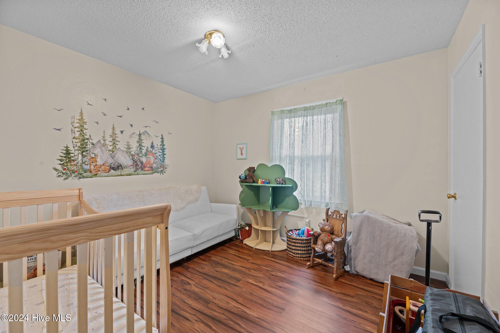 2603 N Hills Drive Property Photo 21